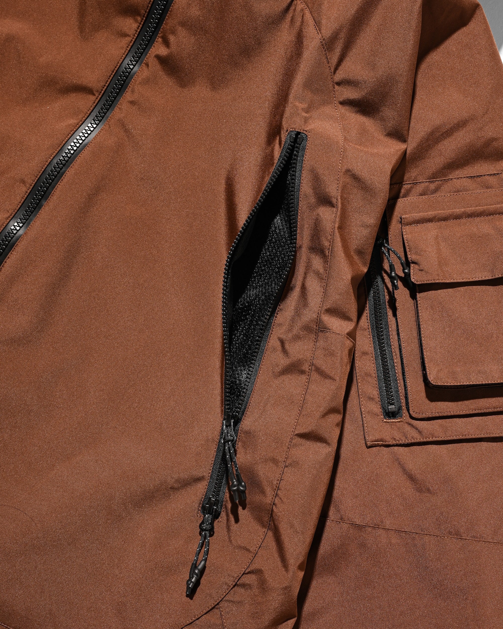 +phenix WINDSTOPPER® by GORE-TEX LABS CITY MILITARY JACKET (CHOCOLATE BROWN)