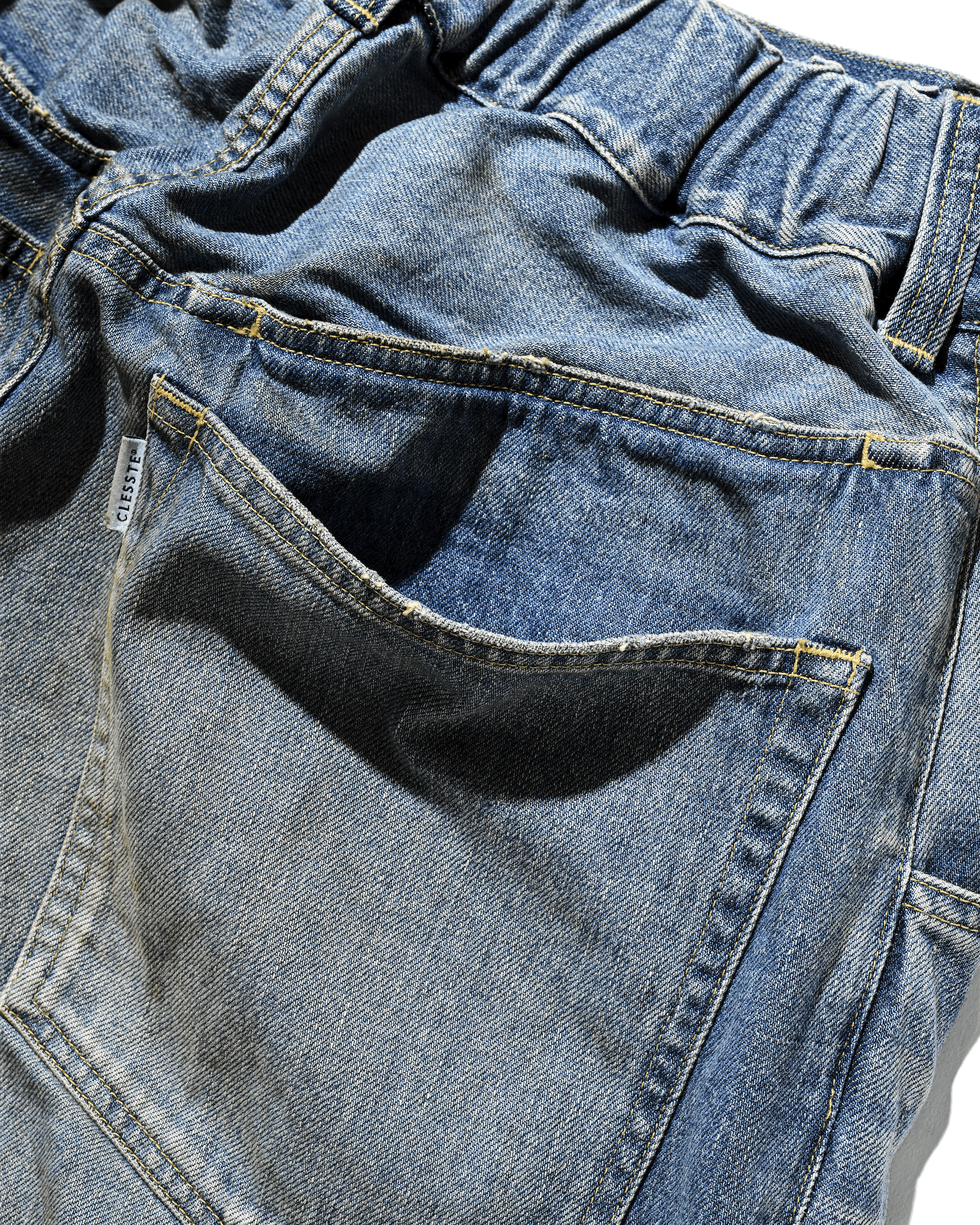 【10.1 WED 20:00- IN STOCK】VINTAGE DYED SELVEDGE DENIM BARREL LEG PANTS (VINTAGE LIGHT INDIGO)