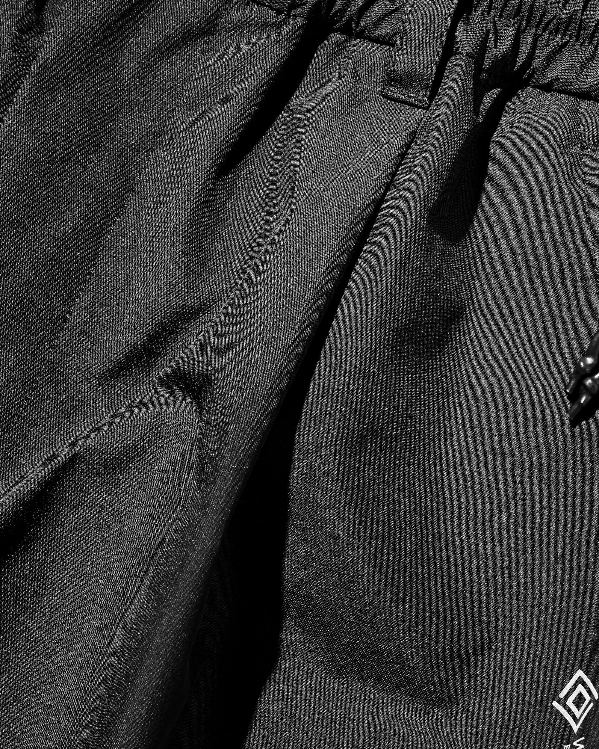 【5.28 WED 20:00- IN STOCK】+phenix WINDSTOPPER® by GORE-TEX LABS TECH MASSIVE TWISTED HALF PANTS (BLACK)