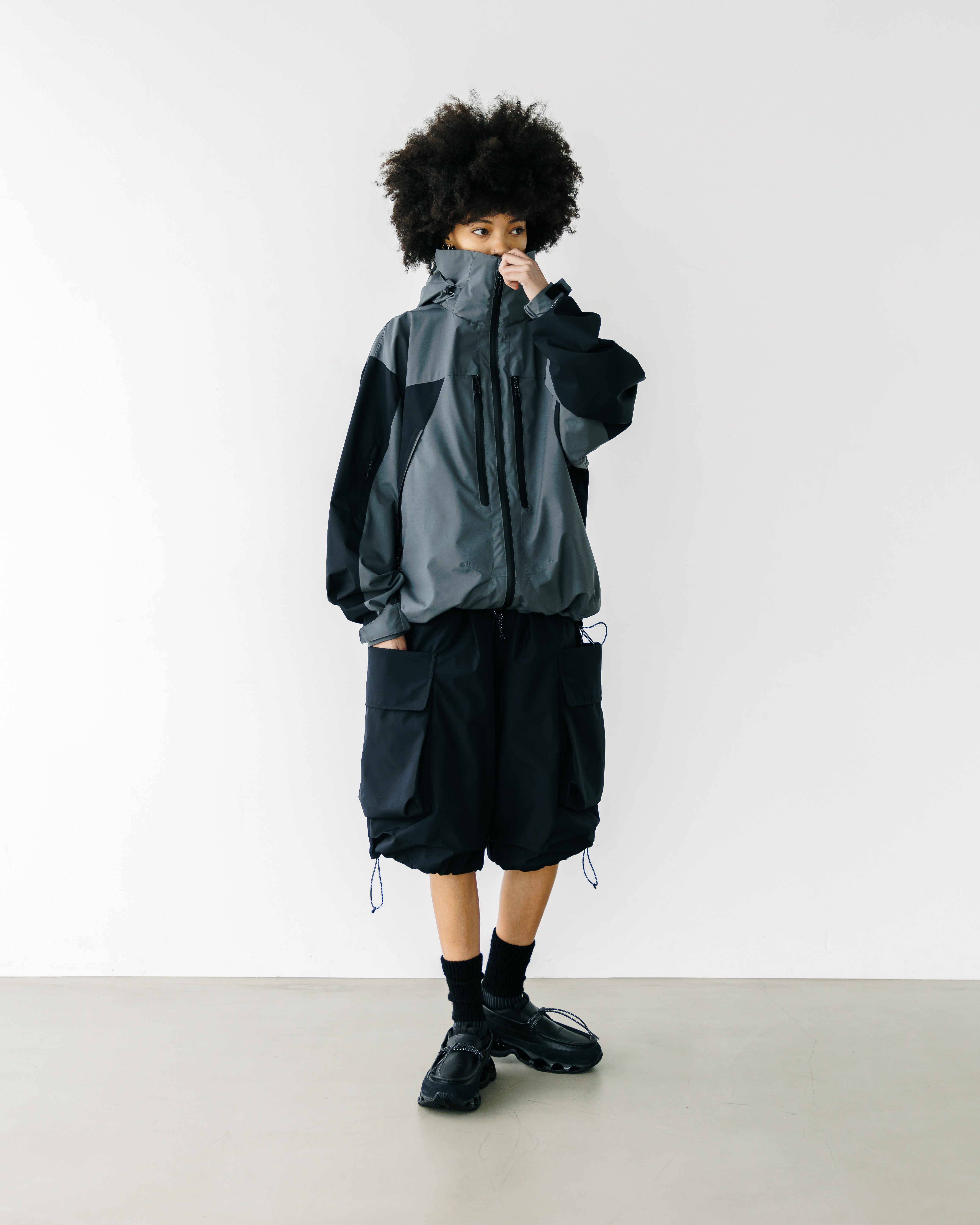 【9.3 WED 20:00- IN STOCK】+phenix WINDSTOPPER® by GORE-TEX LABS CITY MOUNTAIN PARKA (GRAPHAITE GRAY×BLACK)