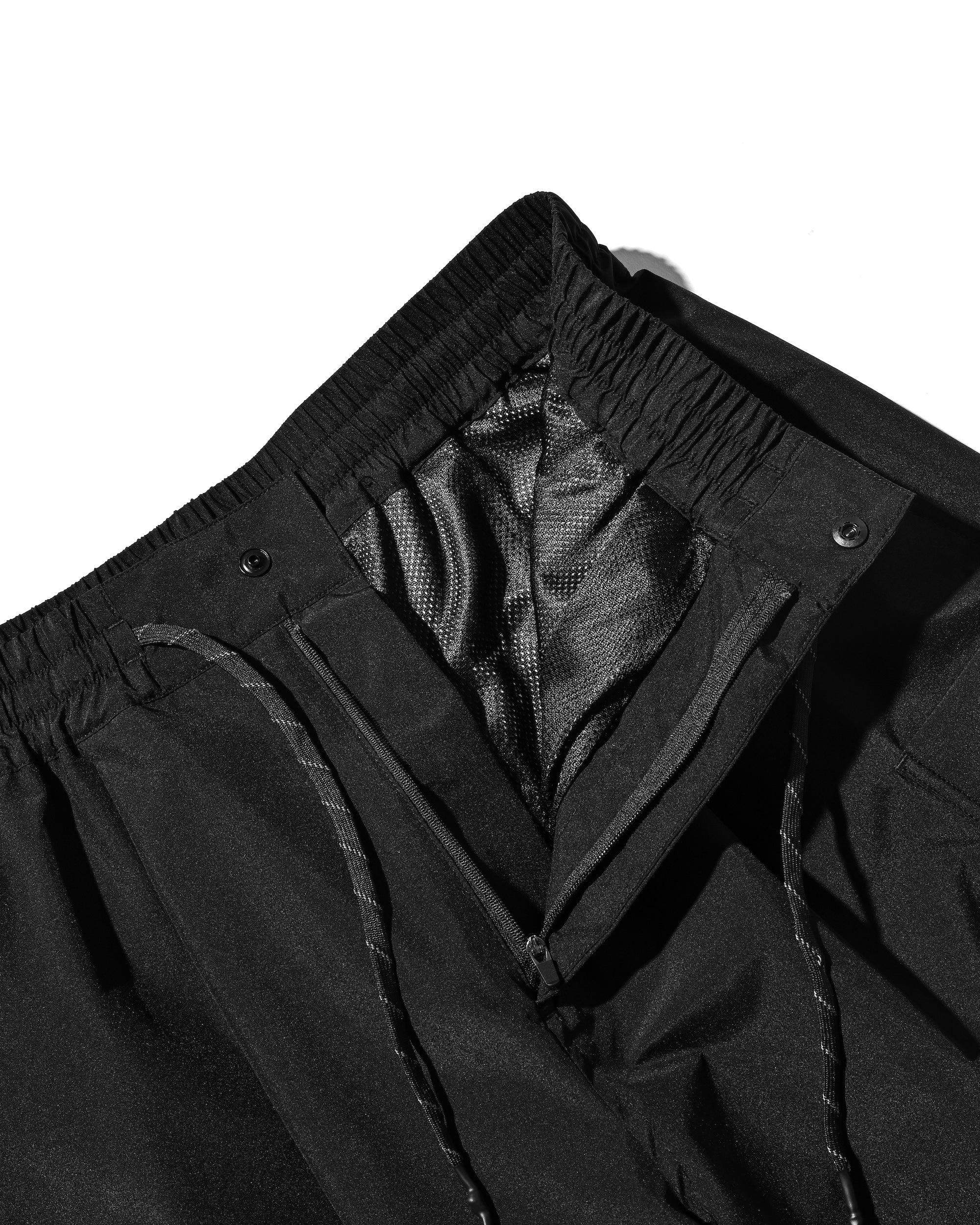 +phenix WINDSTOPPER® by GORE-TEX LABS CITY MILITARY HALF PANTS 001 (BLACK)
