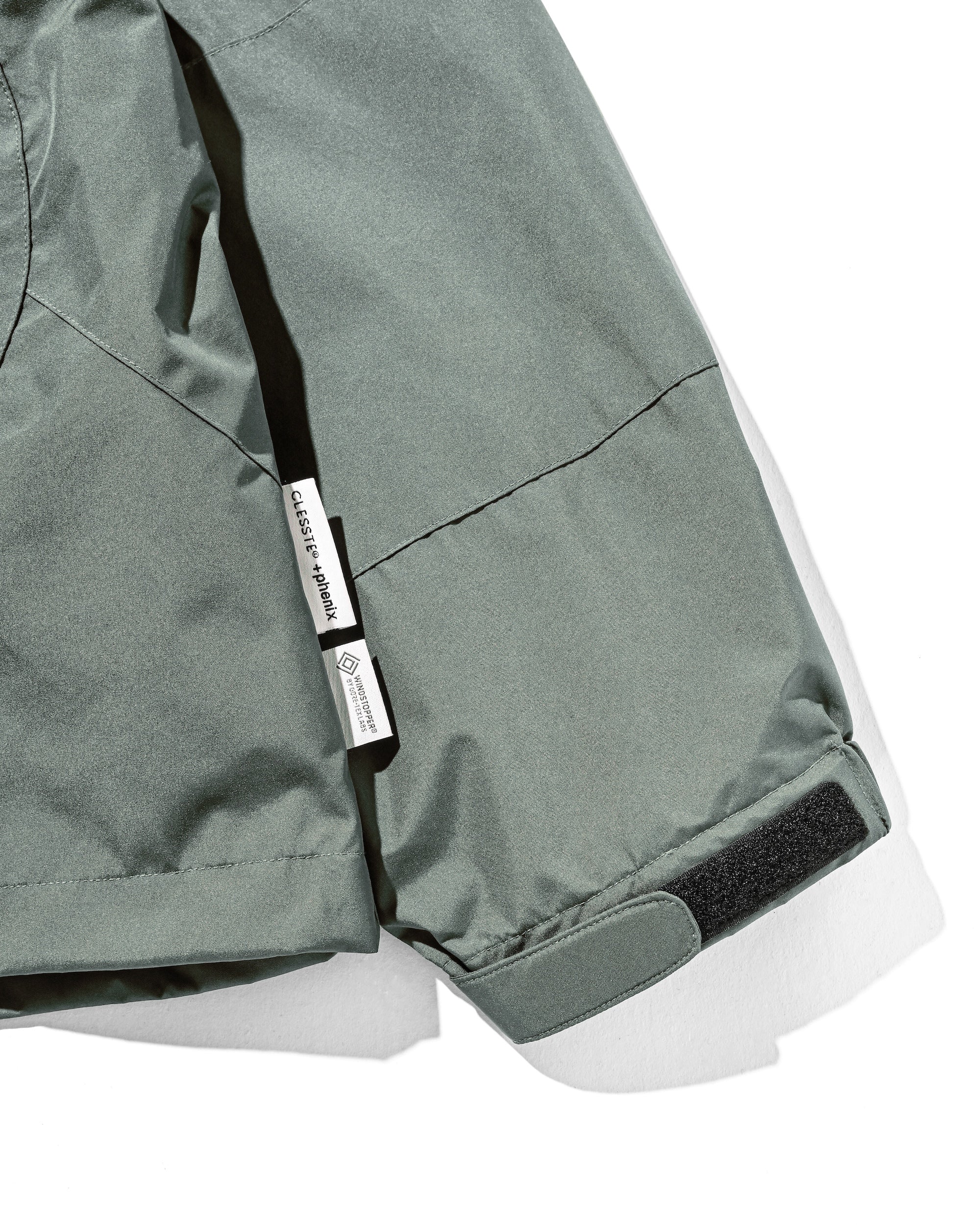 +phenix WINDSTOPPER® by GORE-TEX LABS CITY MILITARY JACKET (MILITARY GREEN)