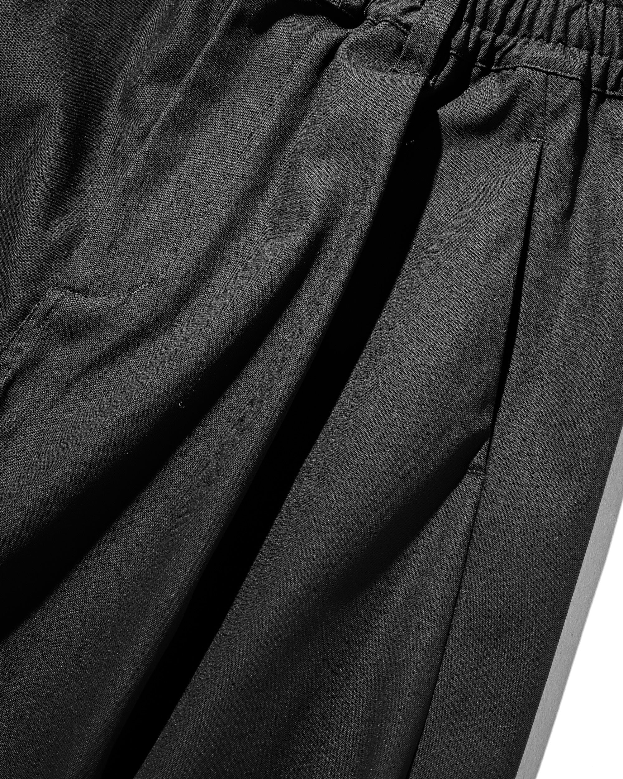 【9.10 WED 20:00- IN STOCK】BARREL LEG EASY PANTS (BLACK)