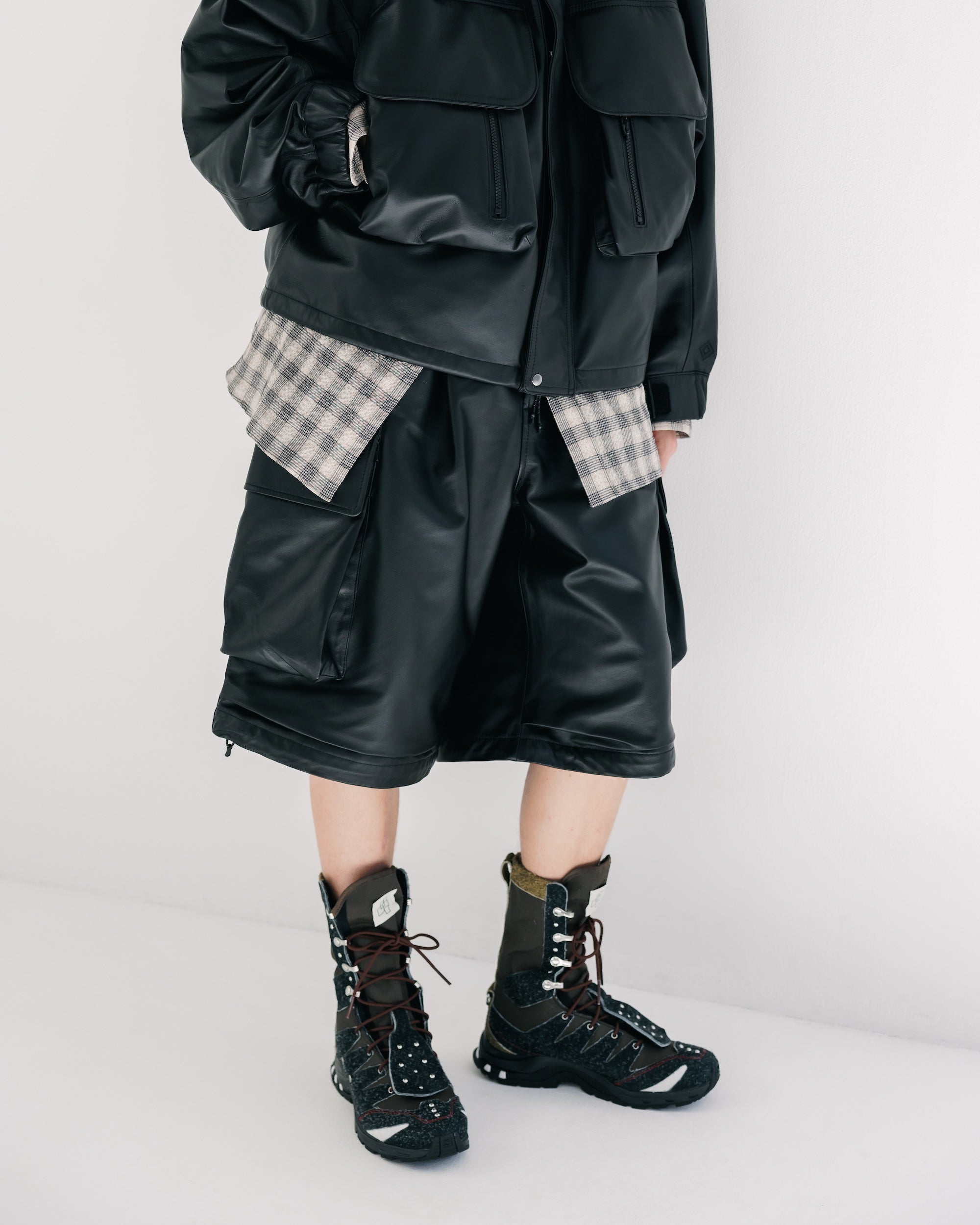 +phenix WINDSTOPPER® by GORE-TEX LABS LEATHER CITY MILITARY HALF PANTS