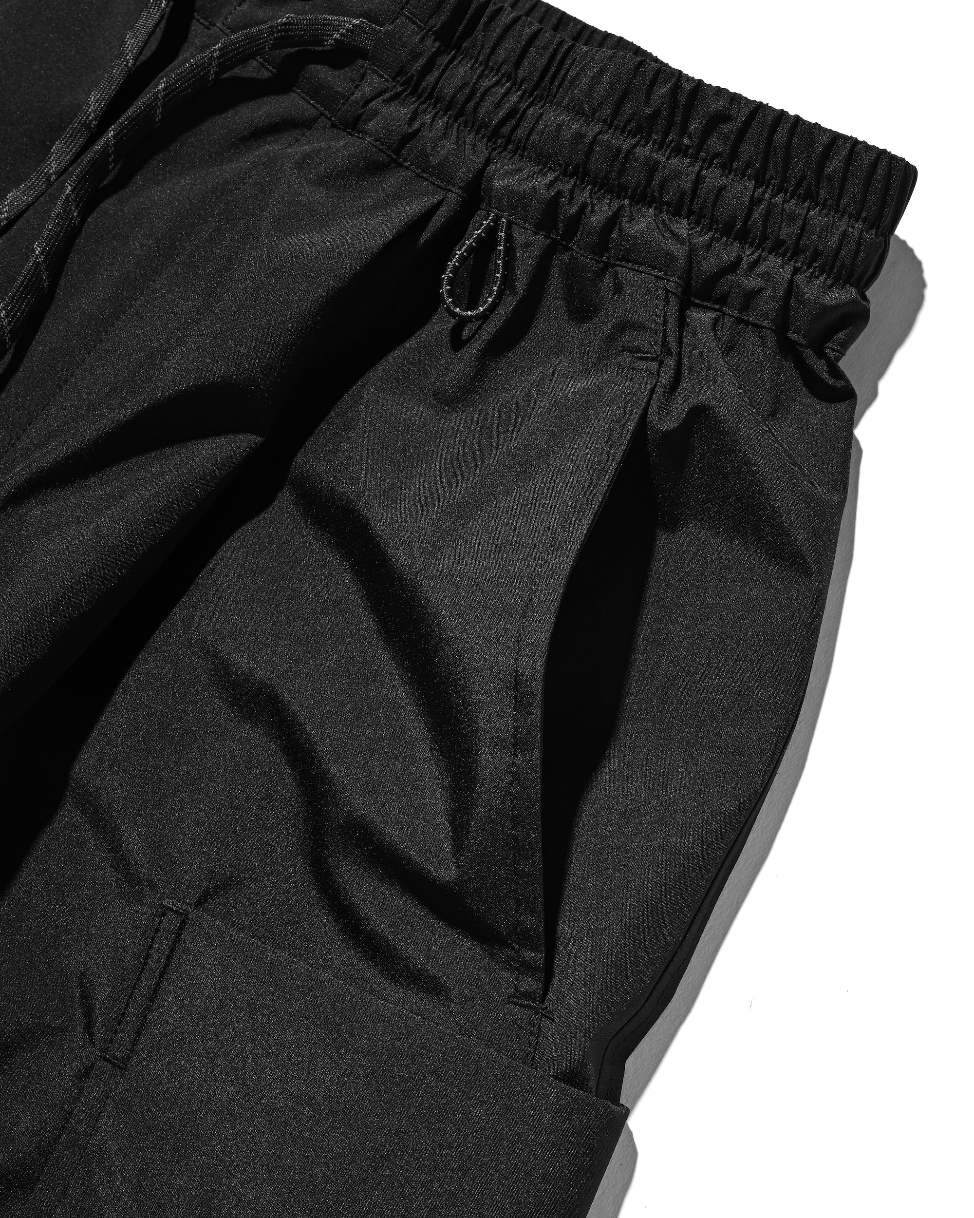 +phenix WINDSTOPPER® by GORE-TEX LABS CITY MILITARY HALF PANTS 001 (BLACK)