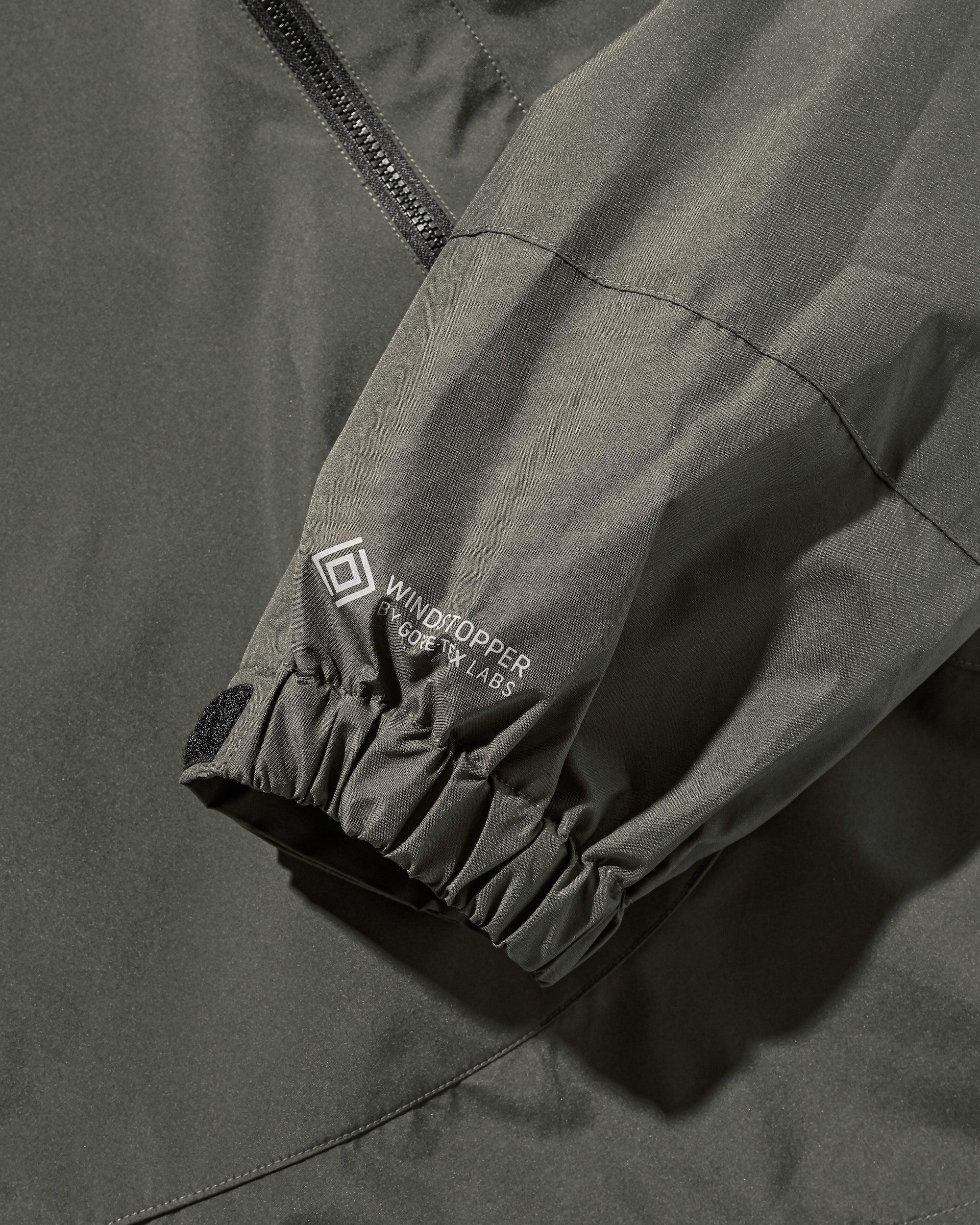 +phenix WINDSTOPPER® by GORE-TEX LABS CITY MILITARY JACKET (ASPHALT GRAY)