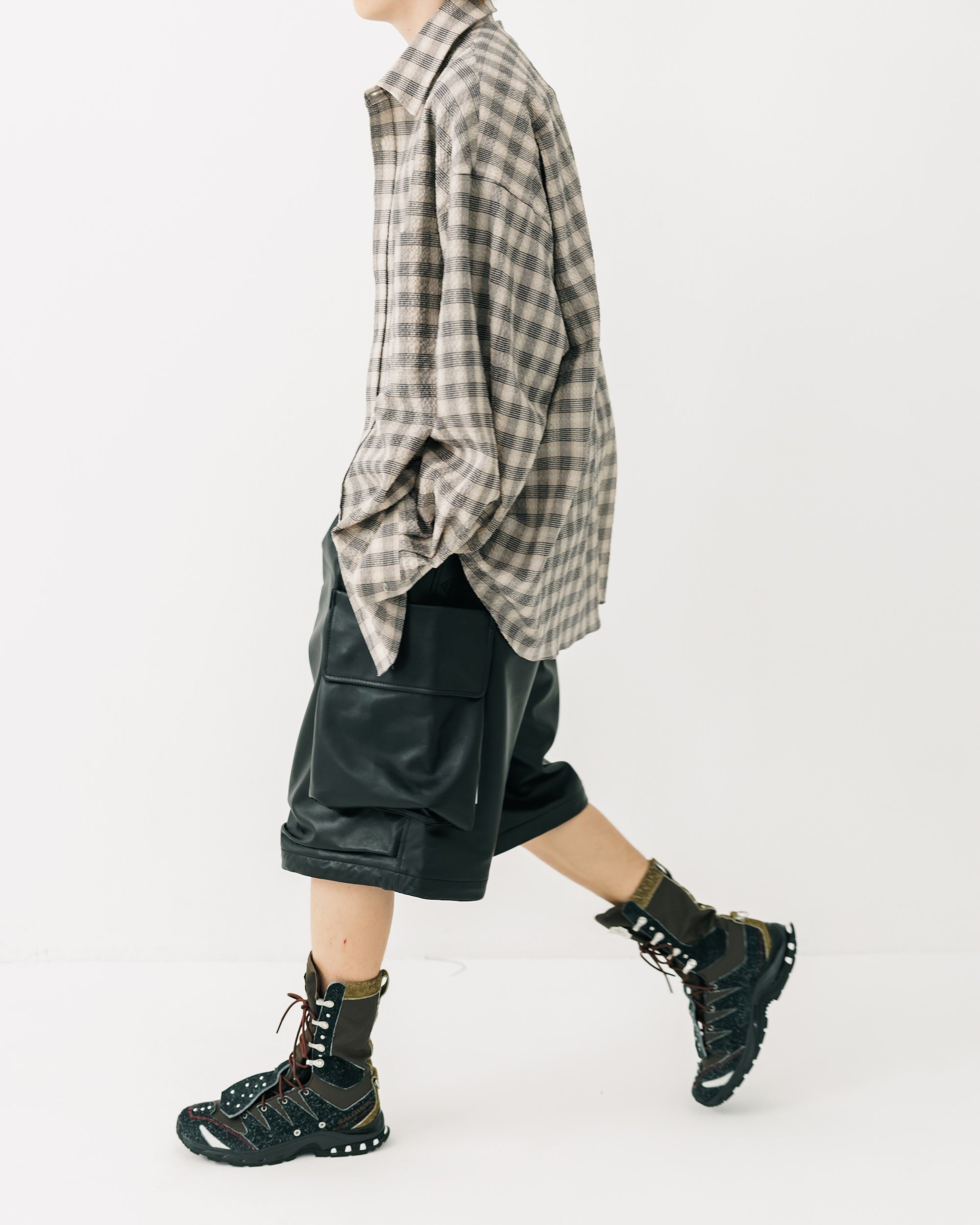 +phenix WINDSTOPPER® by GORE-TEX LABS LEATHER CITY MILITARY HALF PANTS