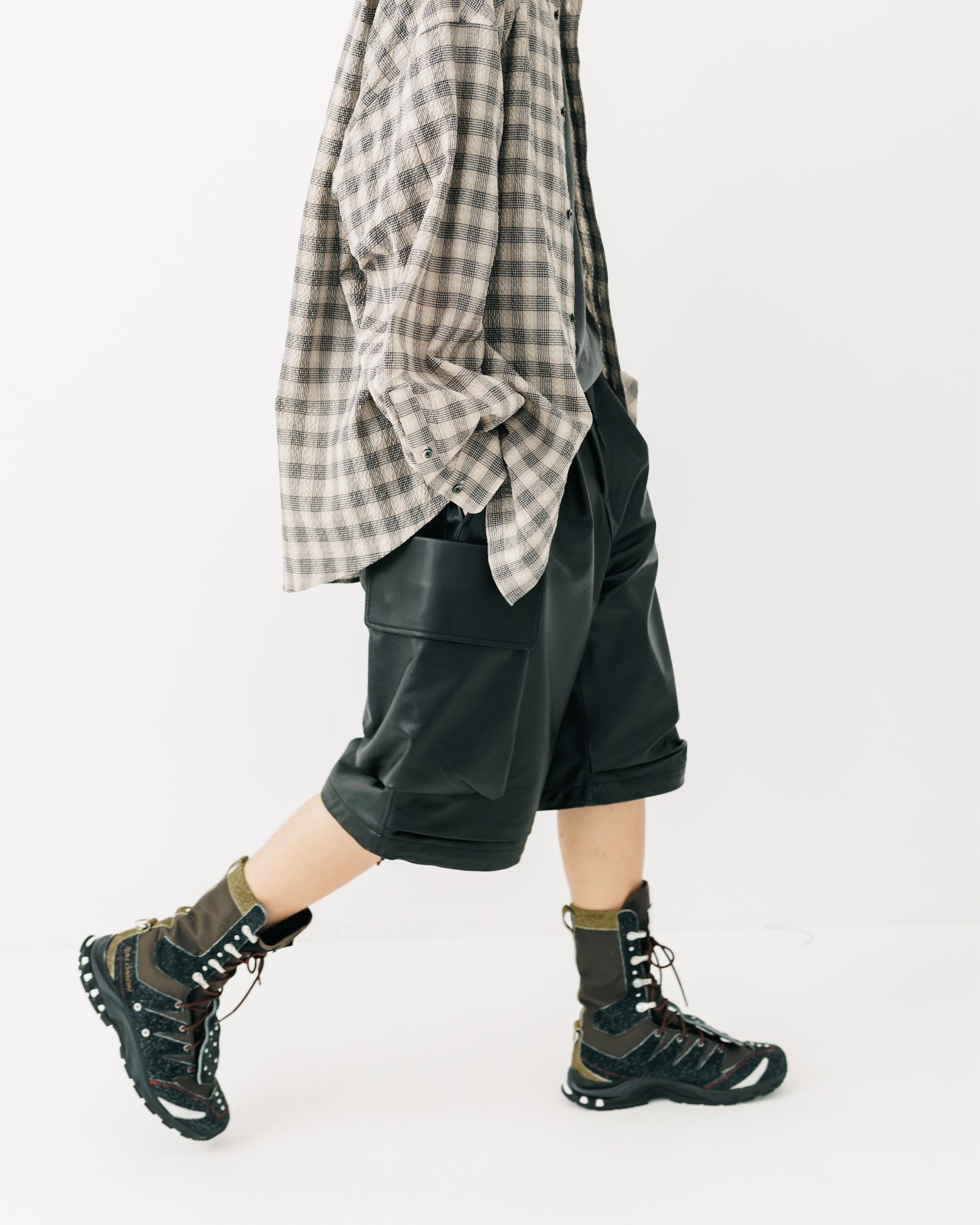 +phenix WINDSTOPPER® by GORE-TEX LABS LEATHER CITY MILITARY HALF PANTS