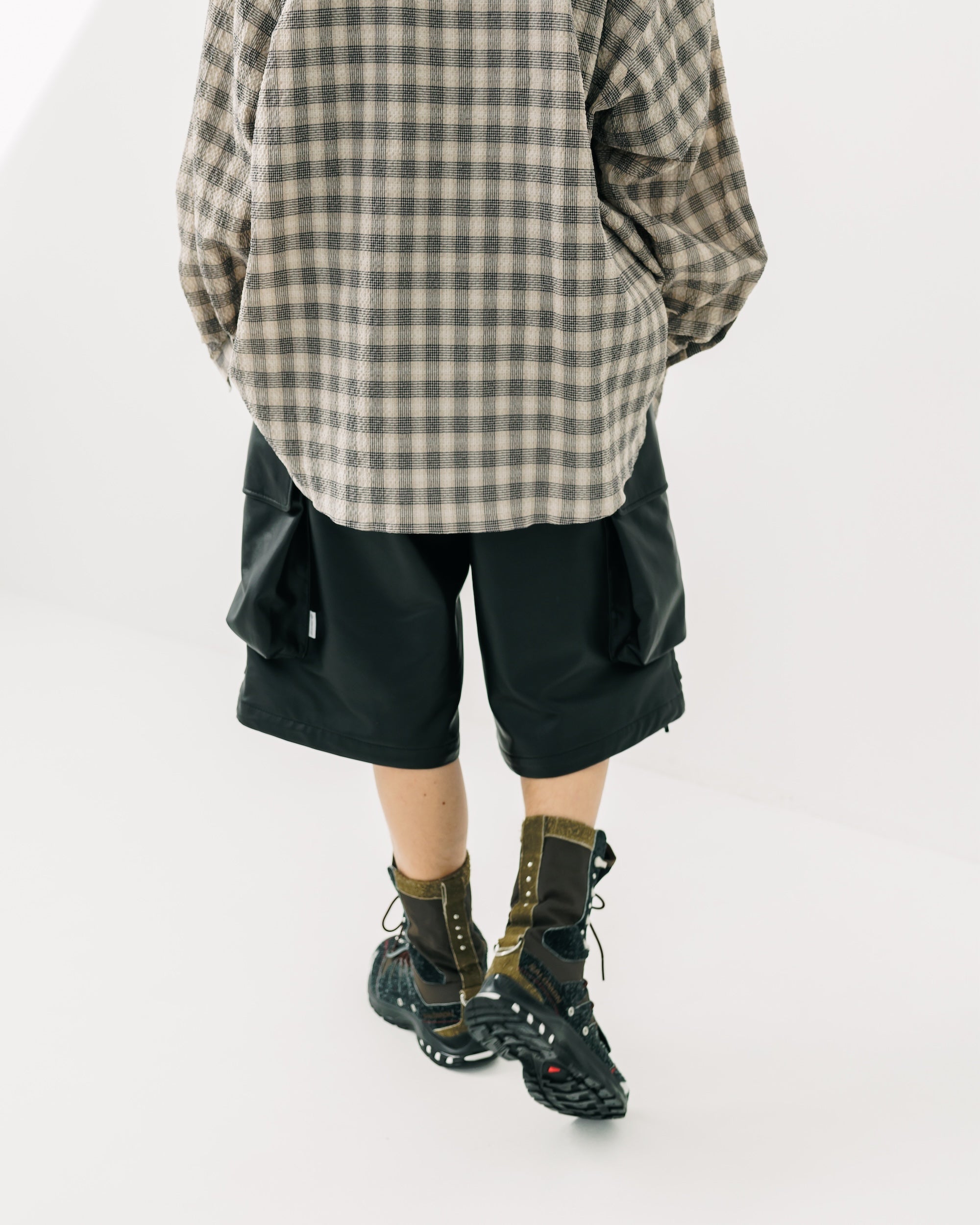 +phenix WINDSTOPPER® by GORE-TEX LABS LEATHER CITY MILITARY HALF PANTS