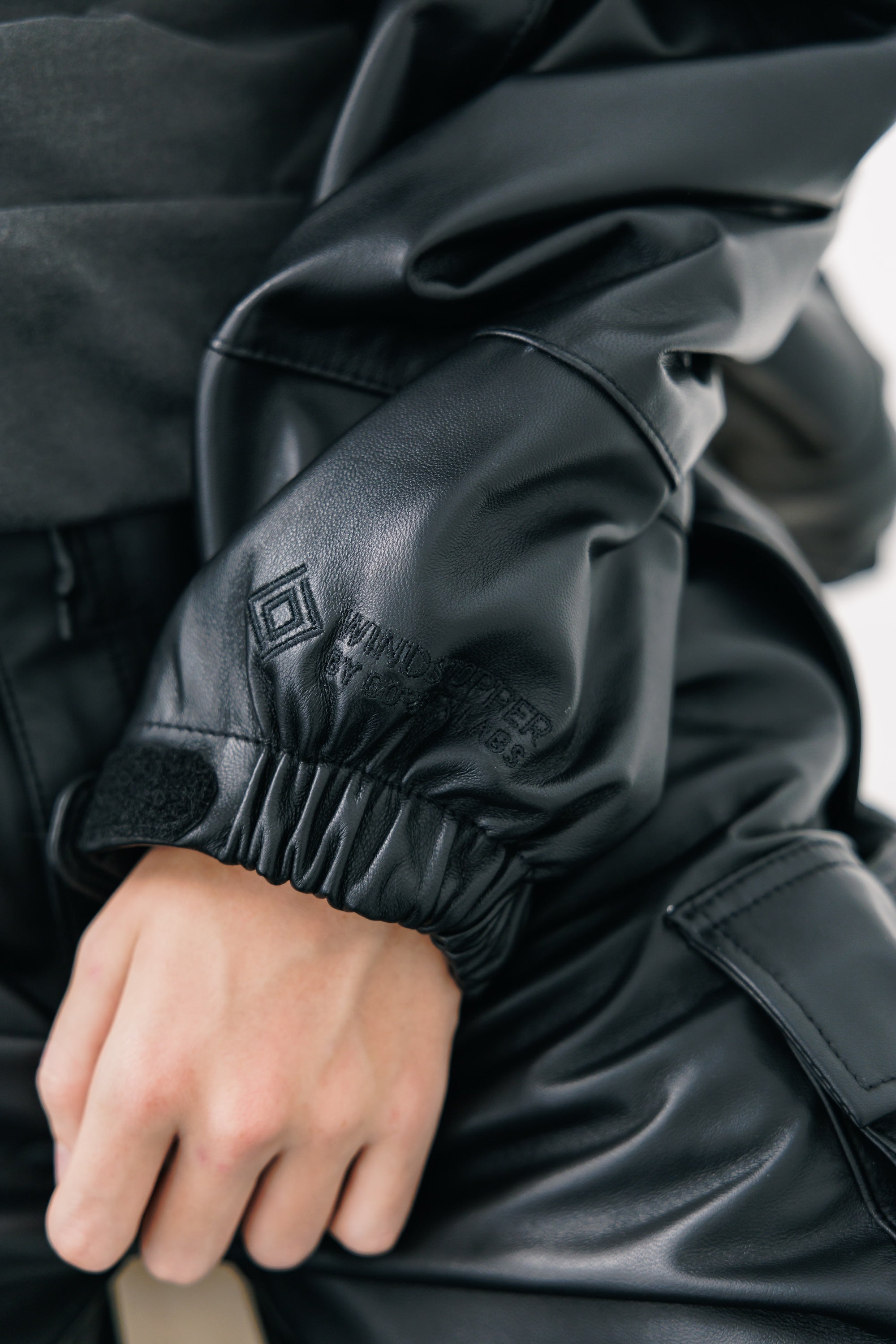 +phenix WINDSTOPPER® by GORE-TEX LABS LEATHER CITY MILITARY JACKET