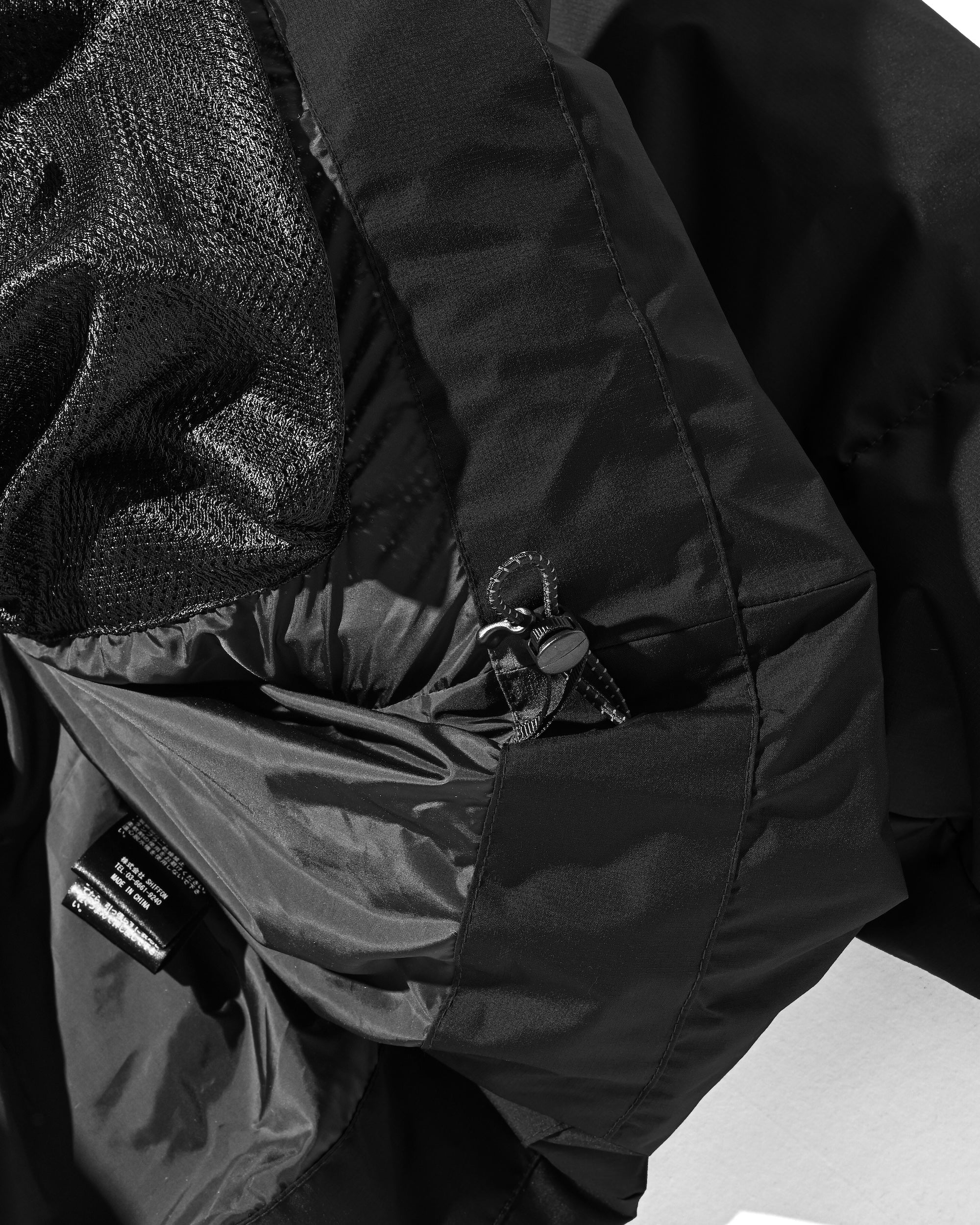 【12.13 SAT 20:00- IN STOCK】+phenix WINDSTOPPER® by GORE-TEX LABS CITY DOWN JACKET (BLACK)