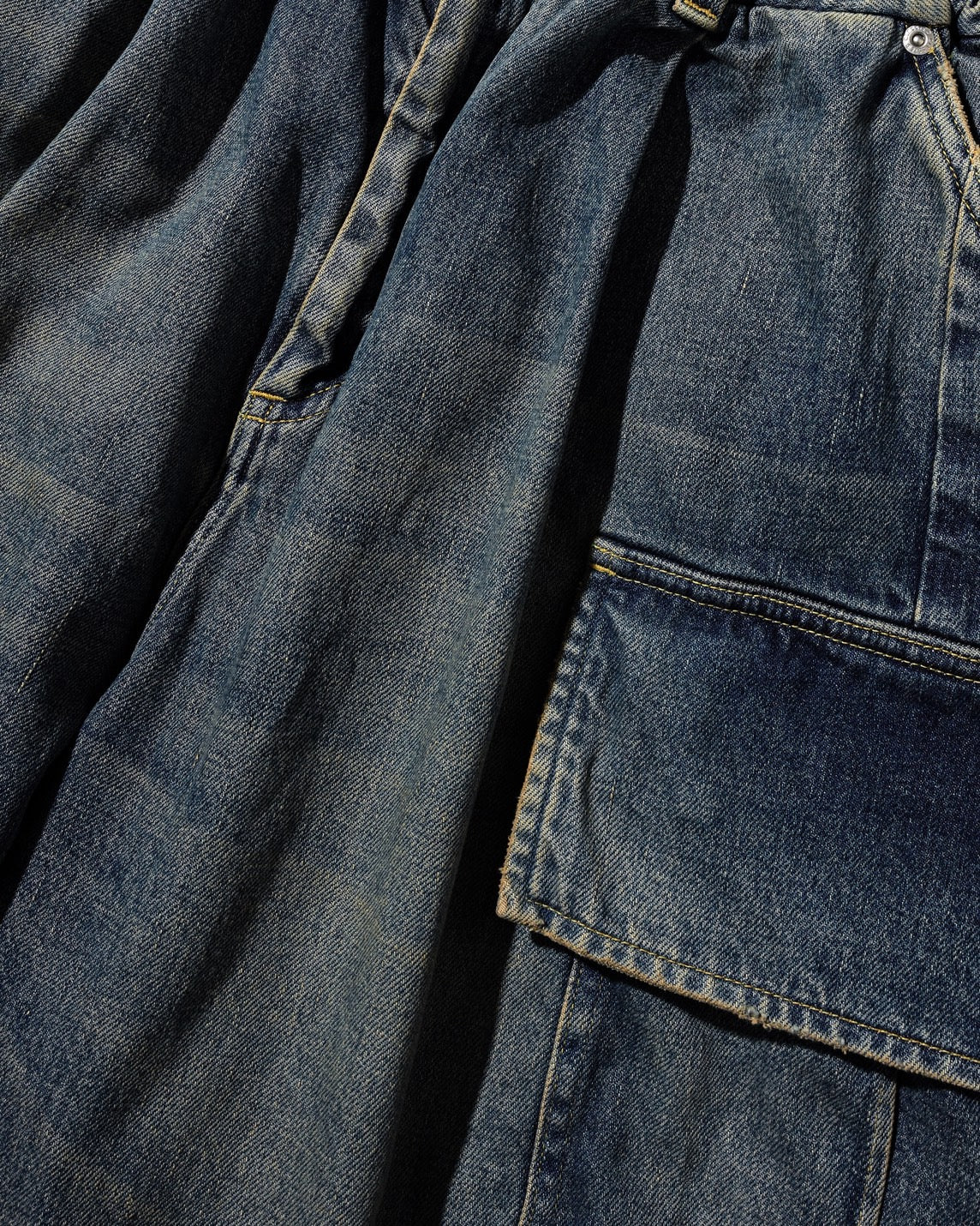 VINTAGE DYED SELVEDGE DENIM CITY MEGA POCKET BALLOON CARGO HALF PANTS (VINTAGE INDIGO)