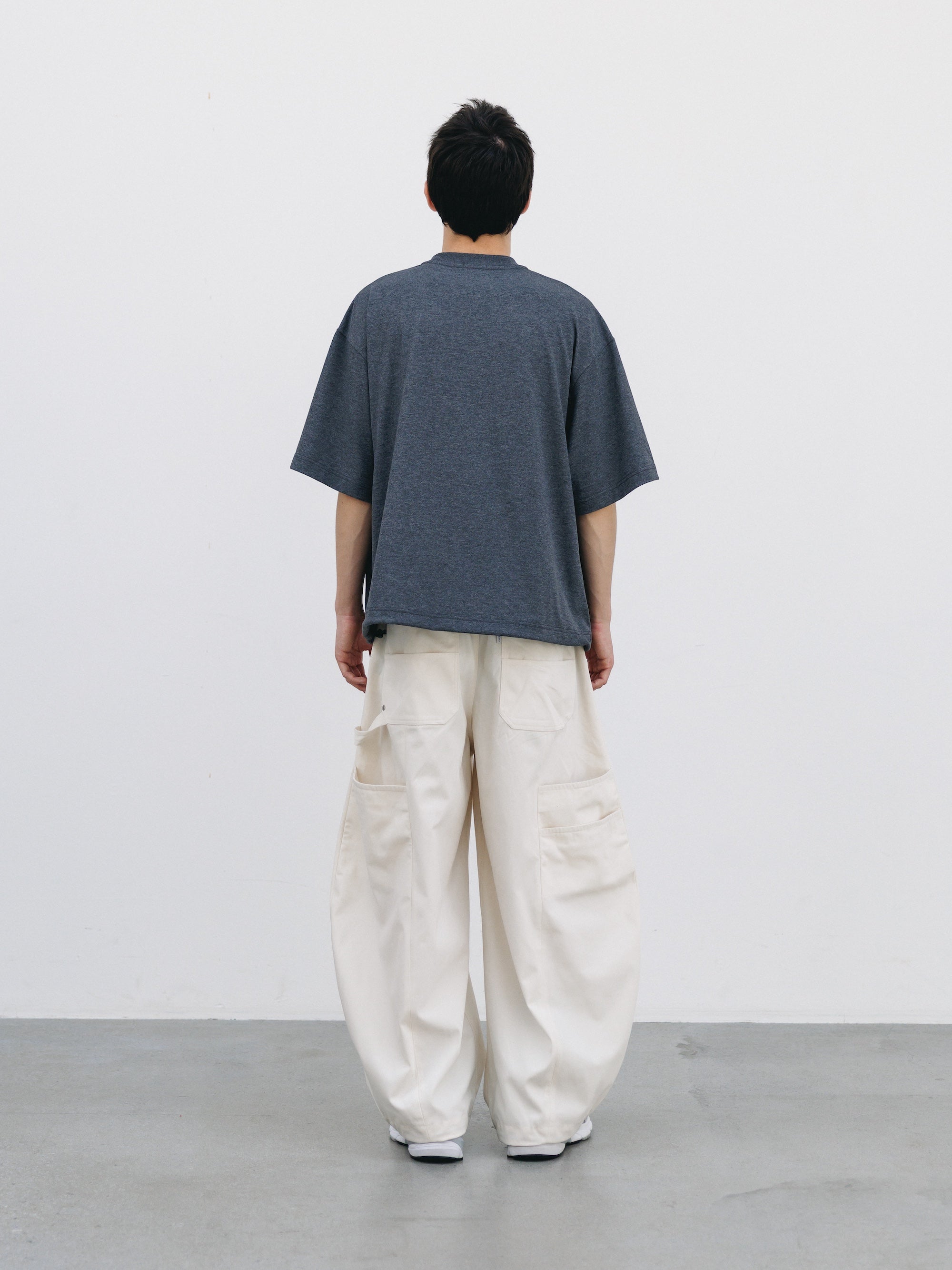 TECH POCKET S/S T-SHIRT (CHARCOAL)