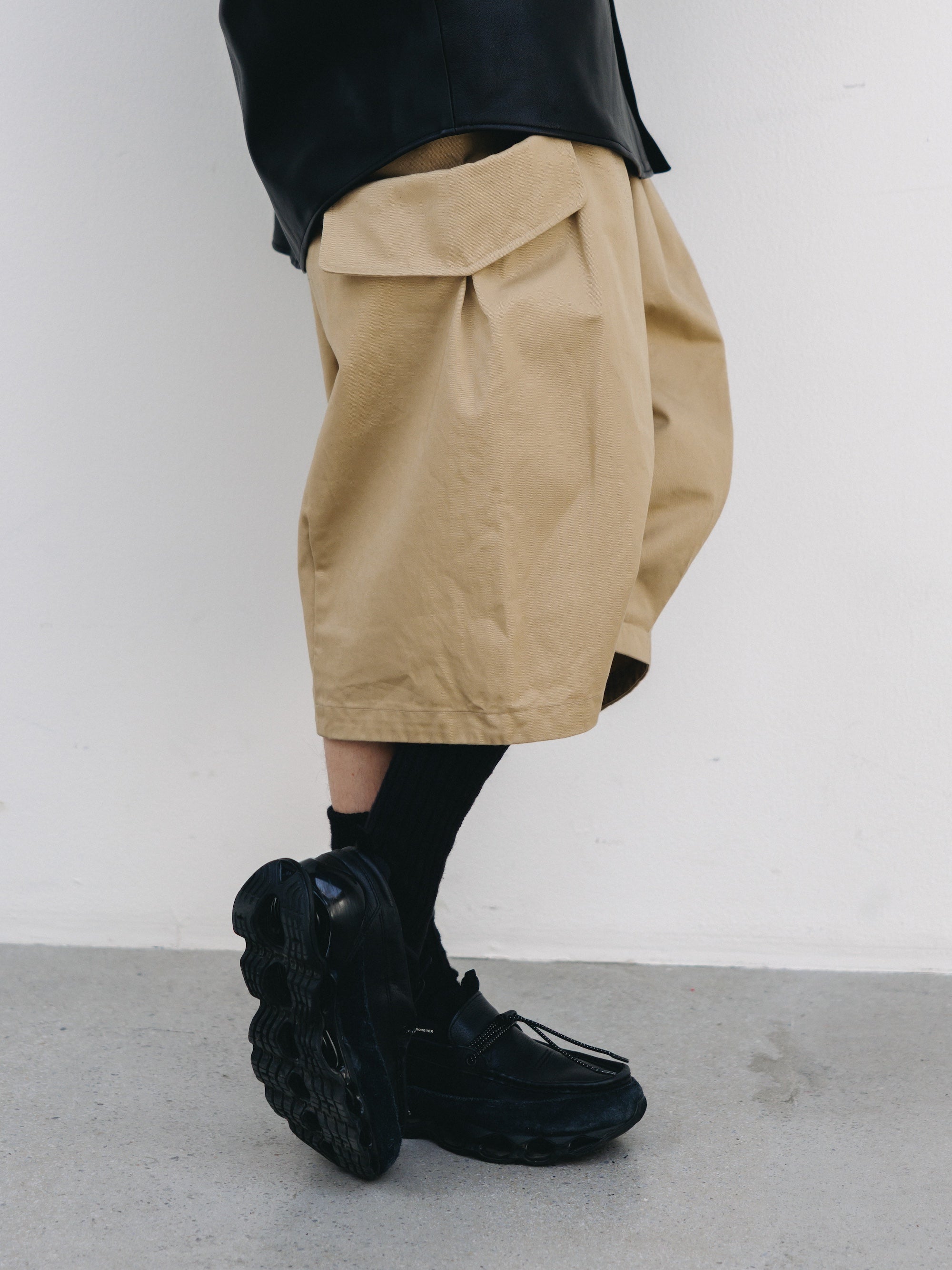 【3.14 SAT 20:00- IN STOCK】FLAP WIDE BALLOON HALF PANTS (BEIGE)
