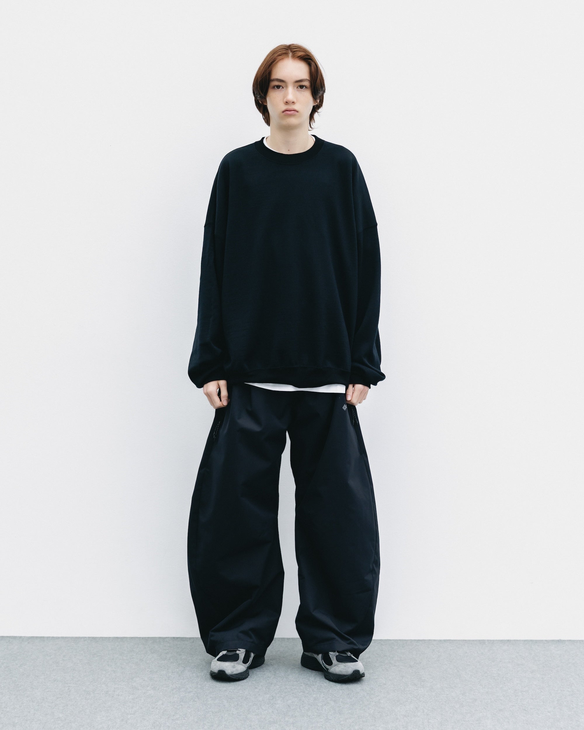 +phenix WINDSTOPPER® by GORE-TEX LABS TWILL CITY BARREL LEG PANTS (BLACK)