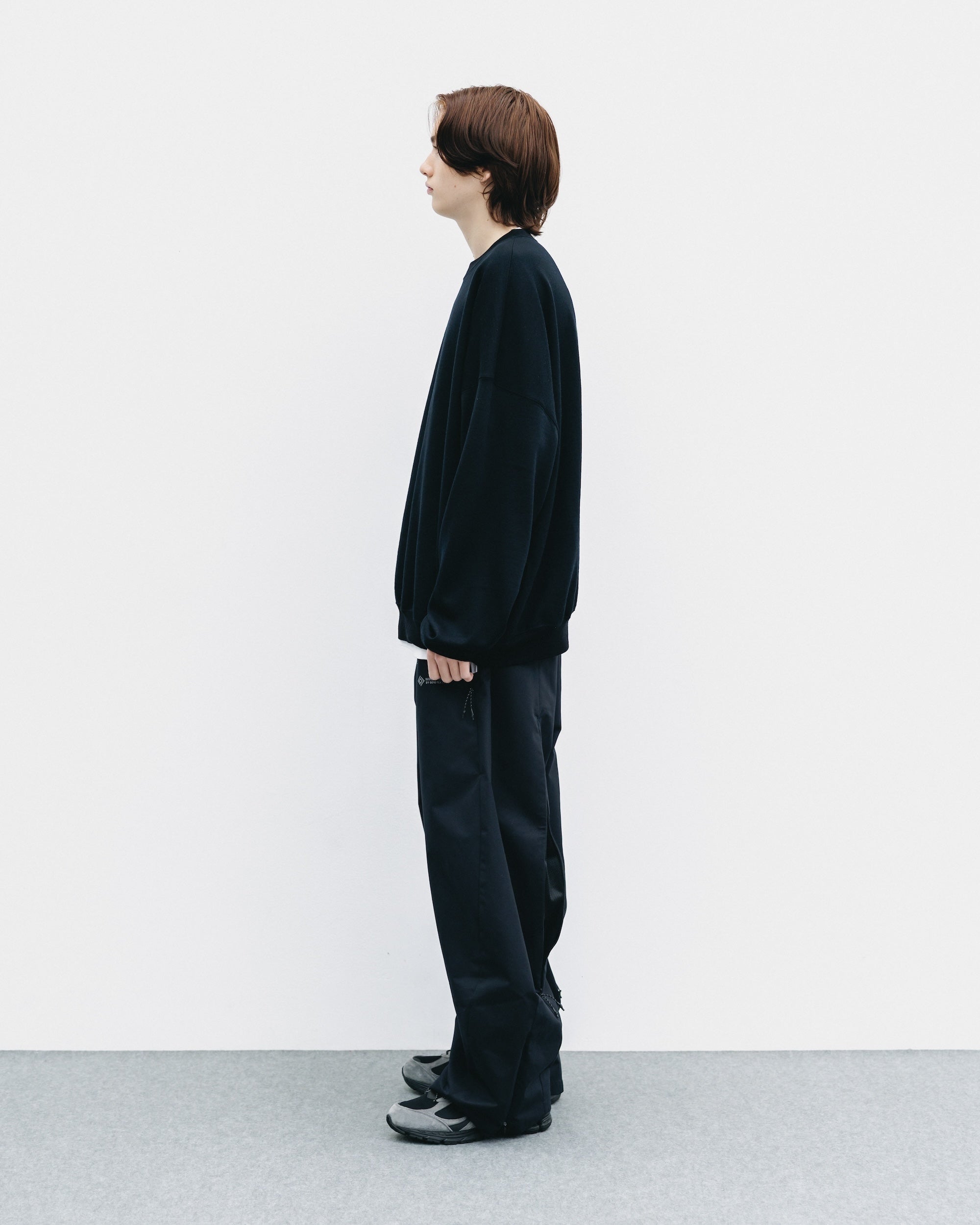 +phenix WINDSTOPPER® by GORE-TEX LABS TWILL CITY BARREL LEG PANTS (BLACK)