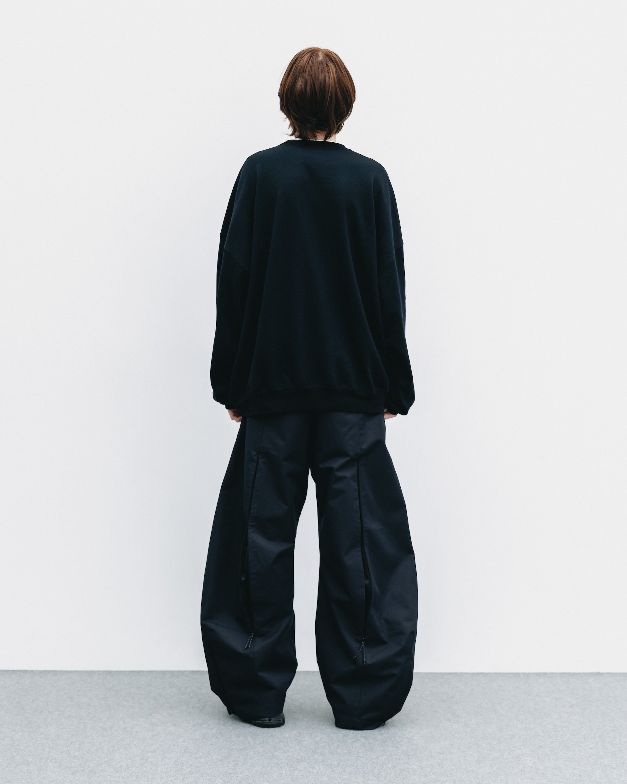 +phenix WINDSTOPPER® by GORE-TEX LABS TWILL CITY BARREL LEG PANTS (BLACK)