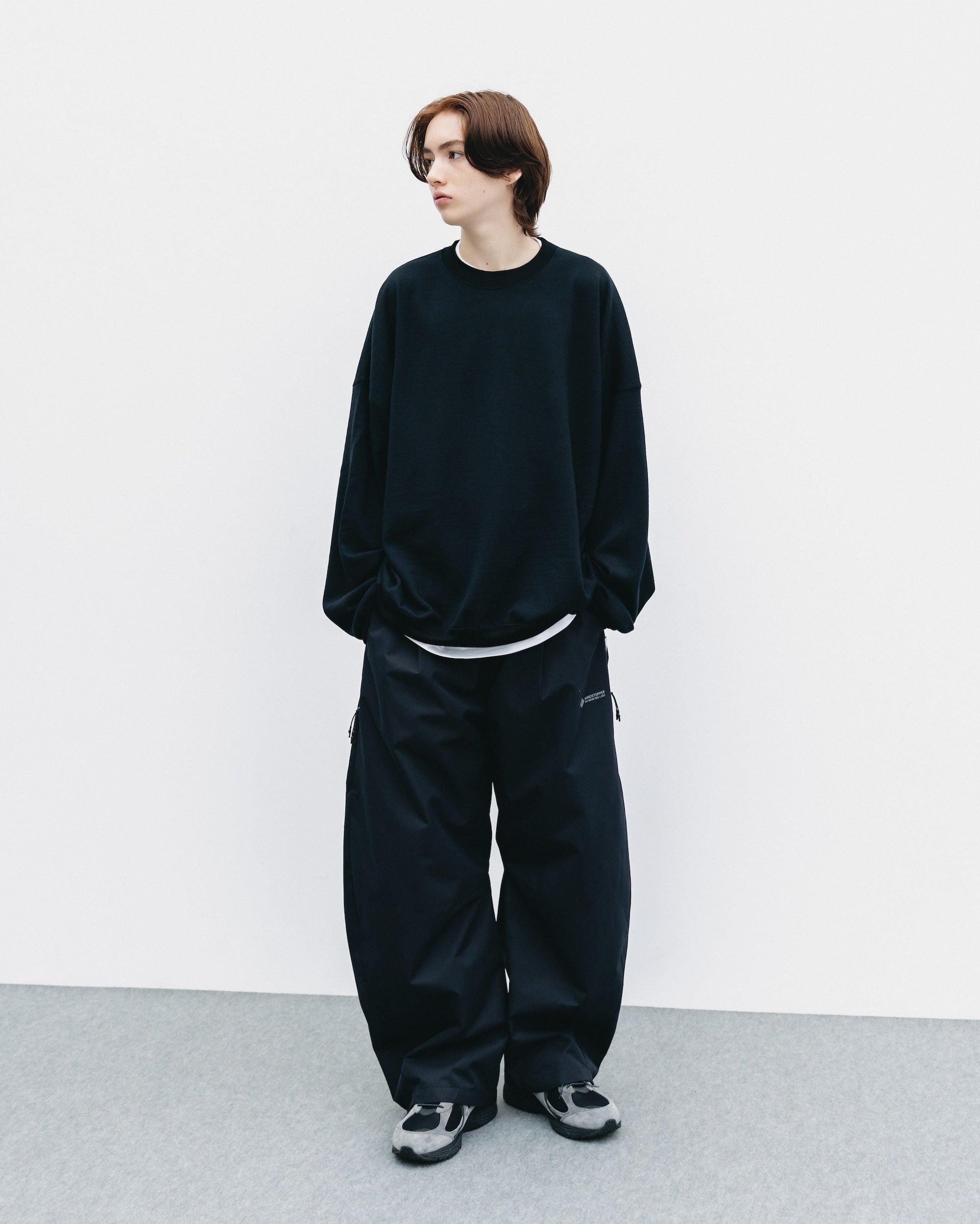 【10.29 WED 20:00- IN STOCK】+phenix WINDSTOPPER® by GORE-TEX LABS TWILL CITY BARREL LEG PANTS (BLACK)