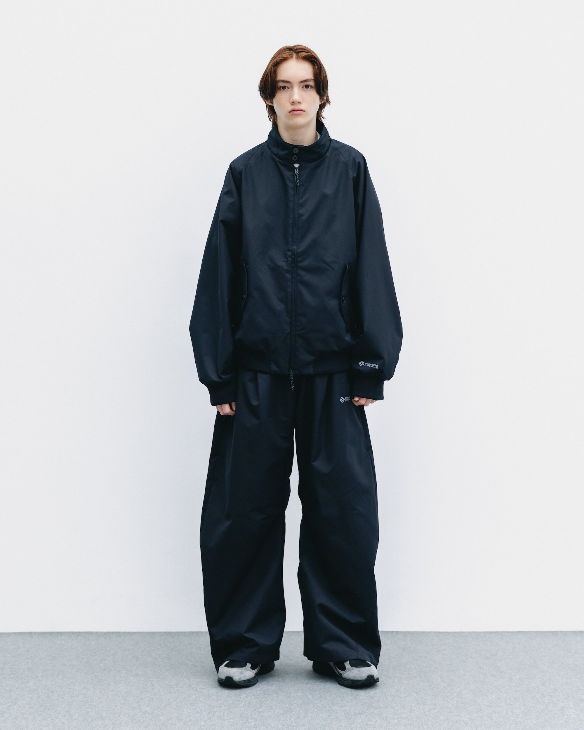 +phenix WINDSTOPPER® by GORE-TEX LABS TWILL CITY BARREL LEG PANTS (BLACK)