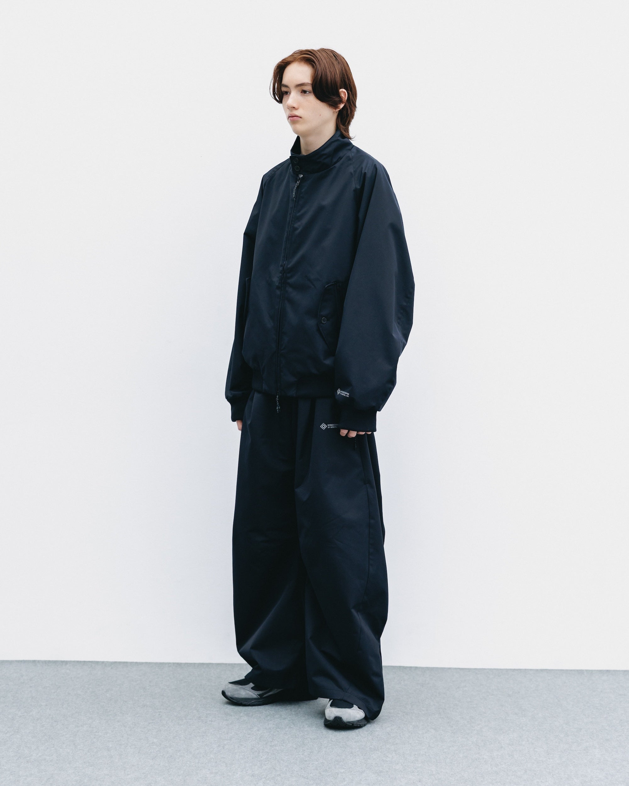 +phenix WINDSTOPPER® by GORE-TEX LABS TWILL CITY BARREL LEG PANTS (BLACK)