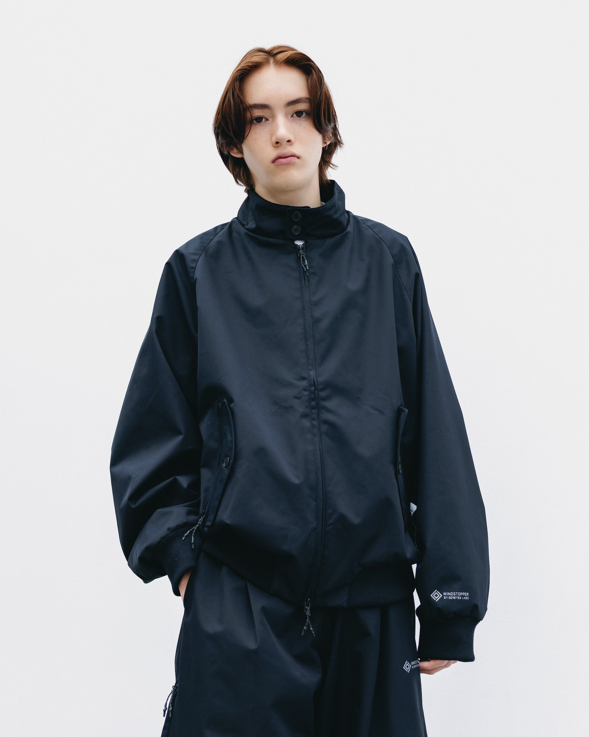 【10.29 WED 20:00- IN STOCK】+phenix WINDSTOPPER® by GORE-TEX LABS TWILL CITY HARRINGTON JACKET (BLACK)