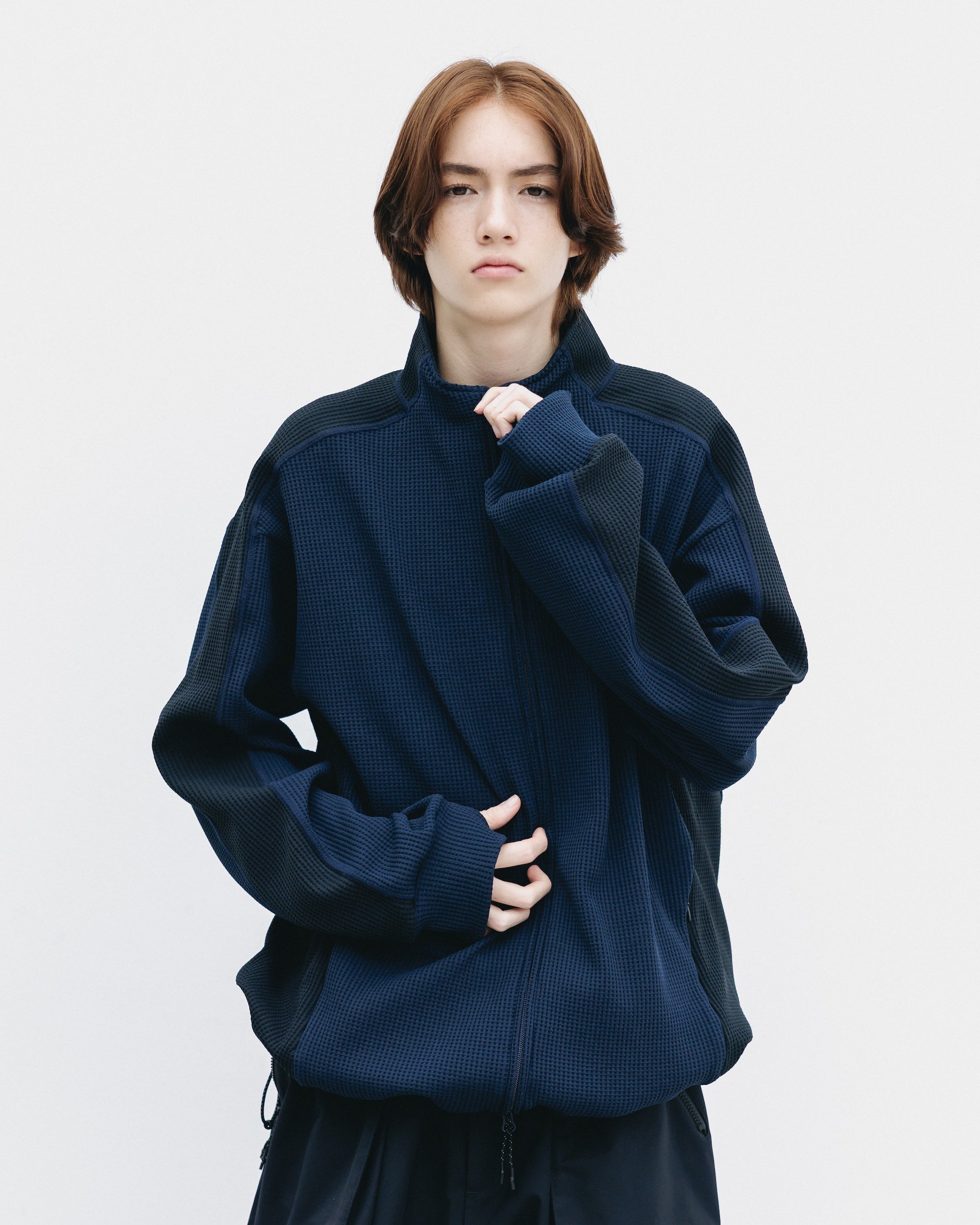 CITY LIGHT THERMAL ZIP UP (NAVY×BLACK)