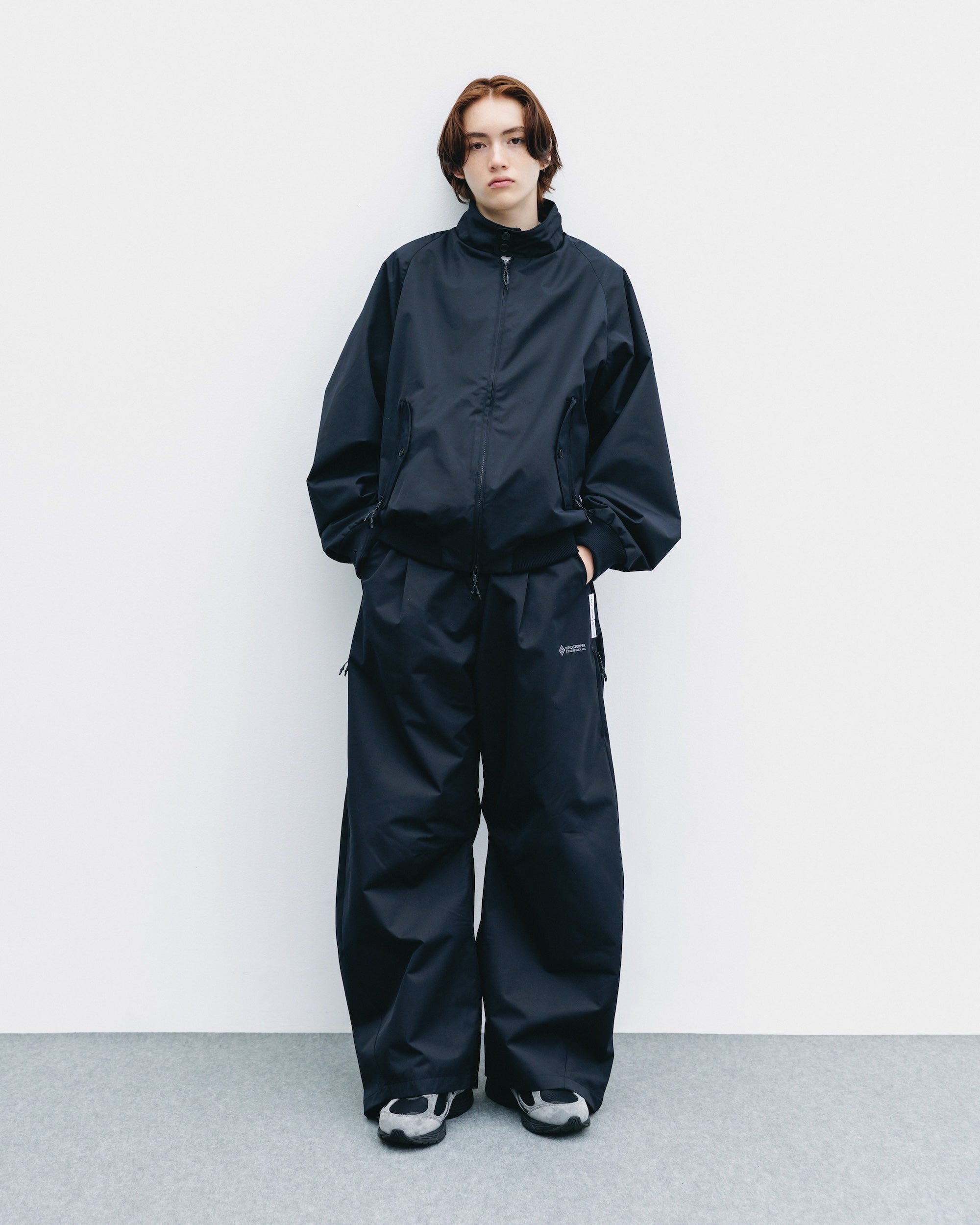 +phenix WINDSTOPPER® by GORE-TEX LABS TWILL CITY BARREL LEG PANTS (BLACK)