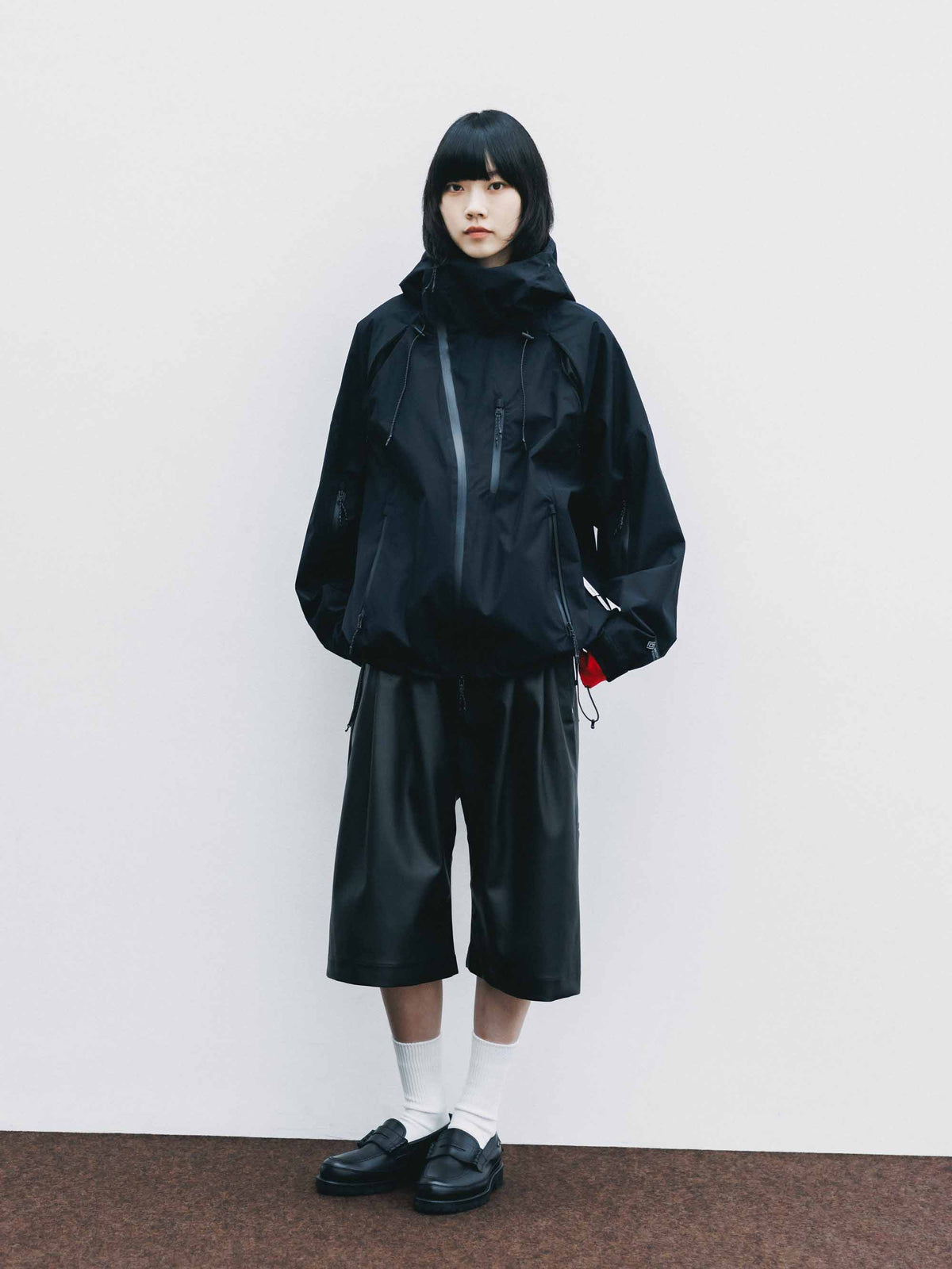 【9.16 WED 20:00- IN STOCK】SYNTHETIC SKIN-TEX CITY BAGGY HALF PANTS (BLACK)