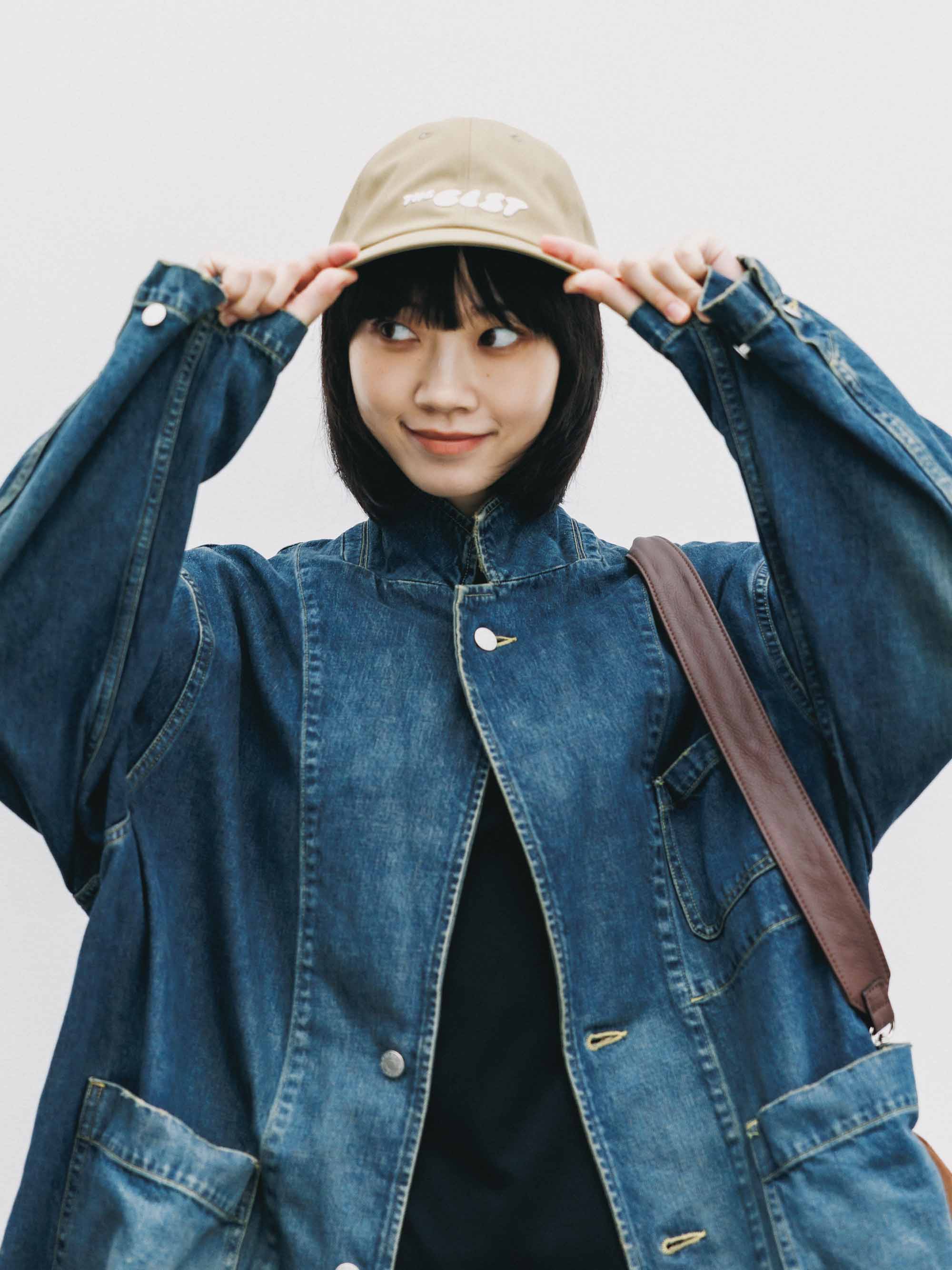 【9.12 SAT 20:00- IN STOCK】"CLST" LOGO ACTIVE CITY CAP (BEIGE)