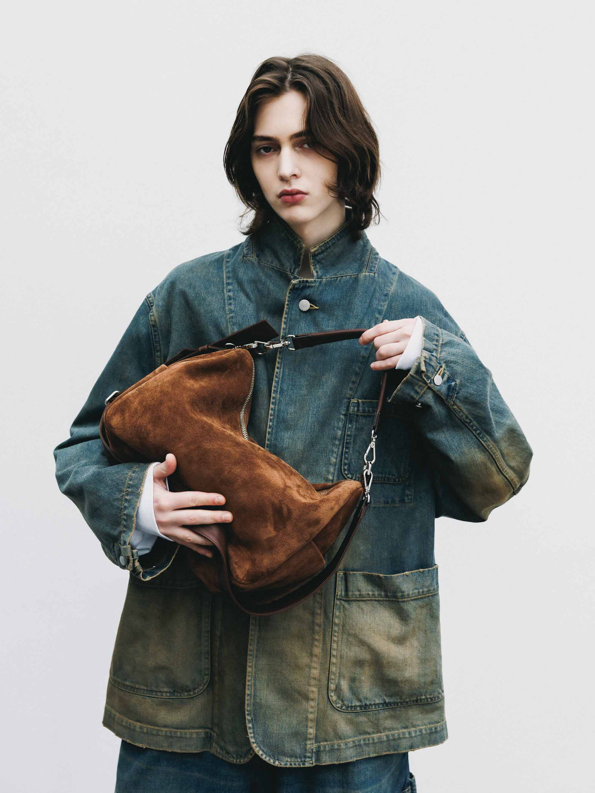 【9.19 SAT 20:00- IN STOCK】SUEDE DAYOFF BAG (BROWN)