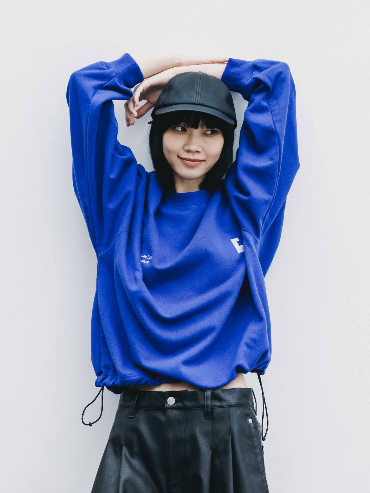 【9.23 WED 20:00- IN STOCK】"C×CONCEPT" SWEATSHIRT WITH DRAWSTRINGS (BLUE)
