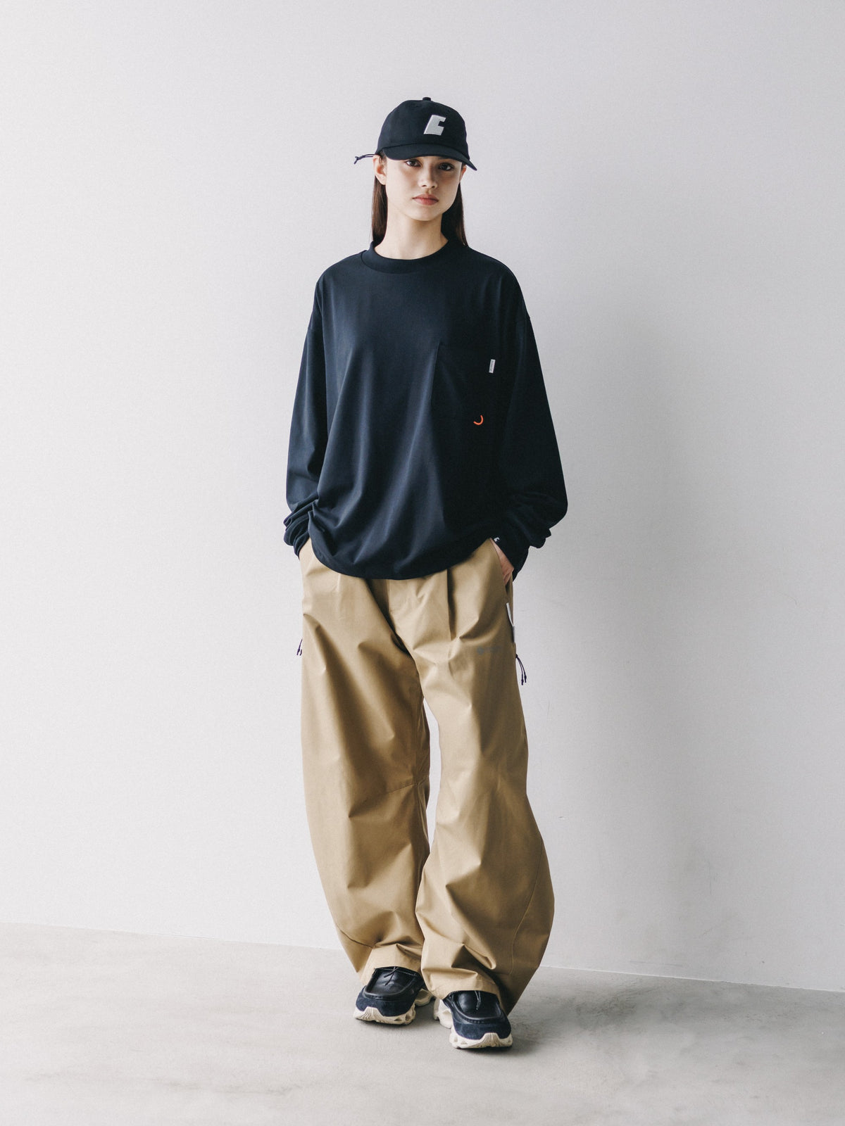 【10.17 SAT 20:00- IN STOCK】 TECH POCKET L/S T-SHIRT (BLACK)