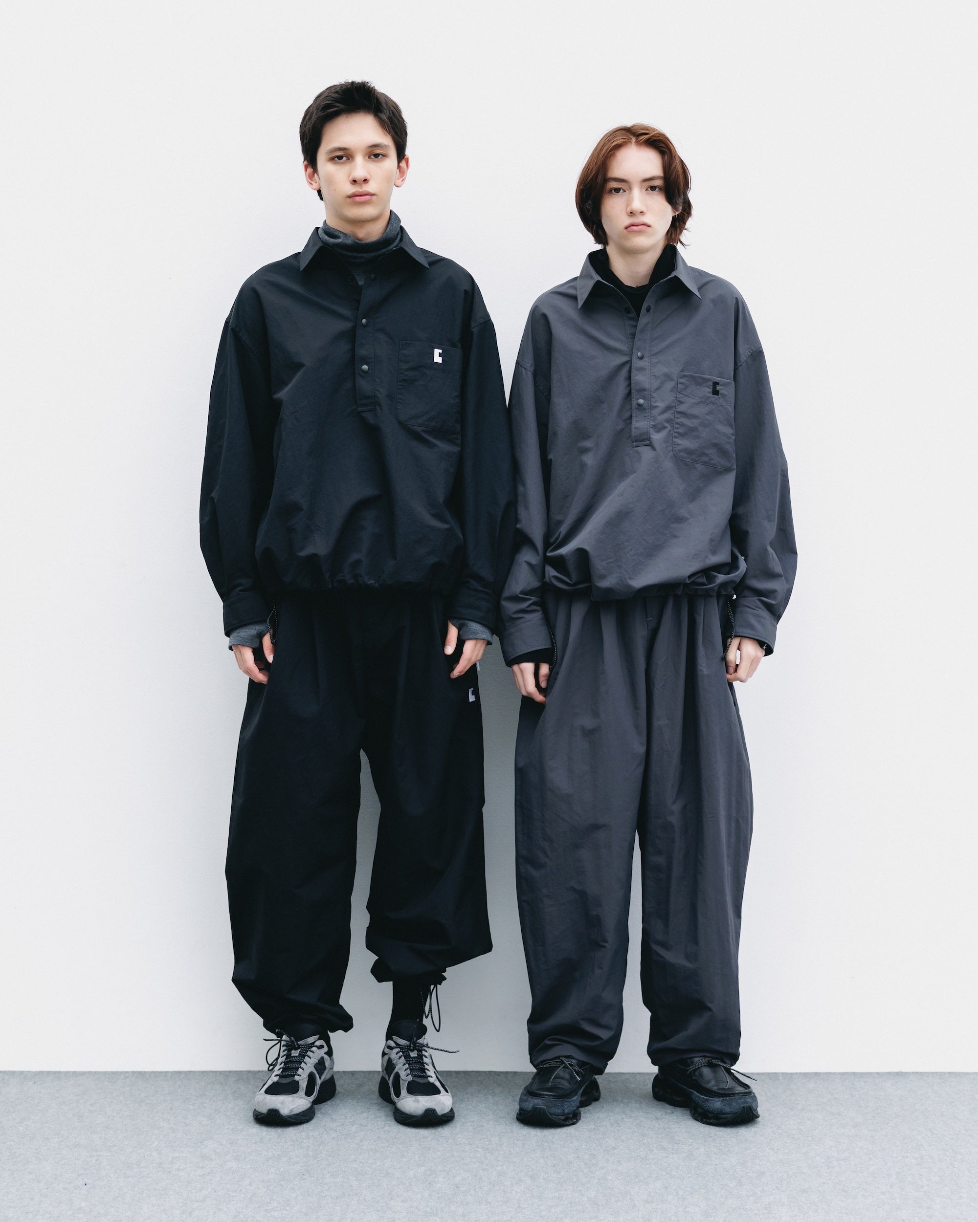【10.25 SAT 20:00- IN STOCK】ACTIVE CITY UNIFORM L/S PULLOVER SHIRT (BLACK)