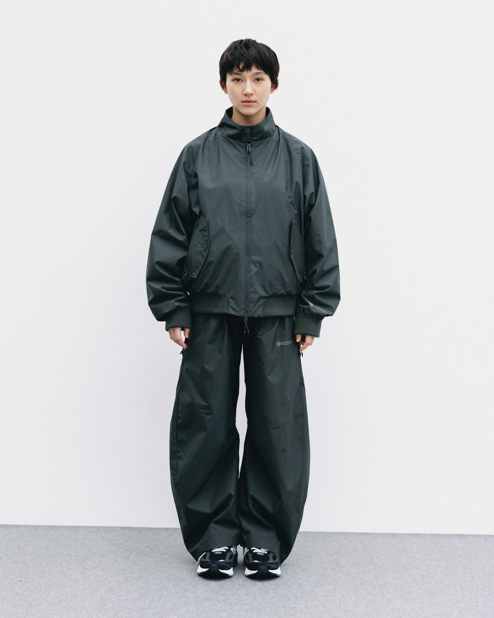 【10.29 WED 20:00- IN STOCK】+phenix WINDSTOPPER® by GORE-TEX LABS CITY BARREL LEG PANTS (ASPHALT GRAY)