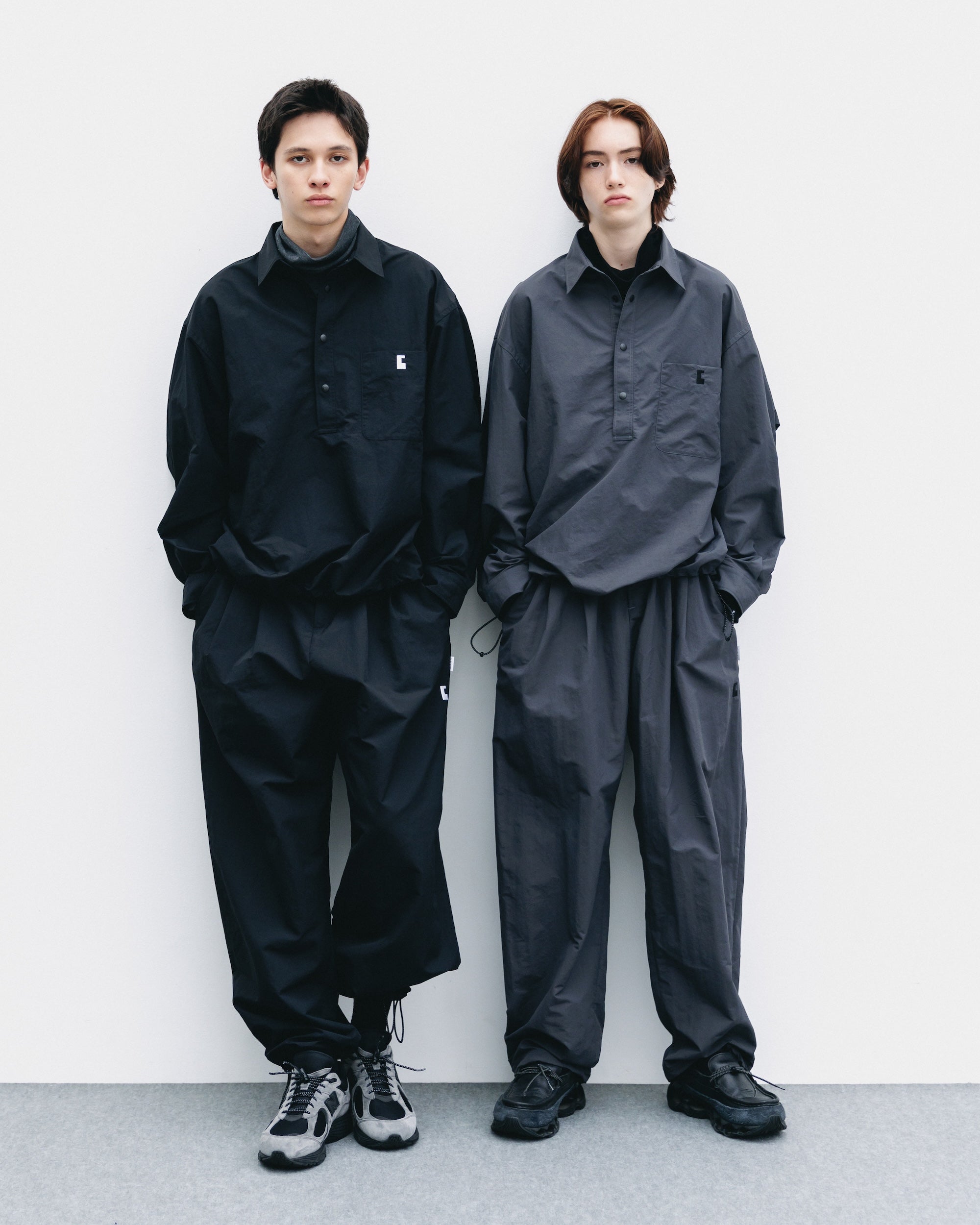 【10.25 SAT 20:00- IN STOCK】ACTIVE CITY UNIFORM L/S PULLOVER SHIRT (BLACK)