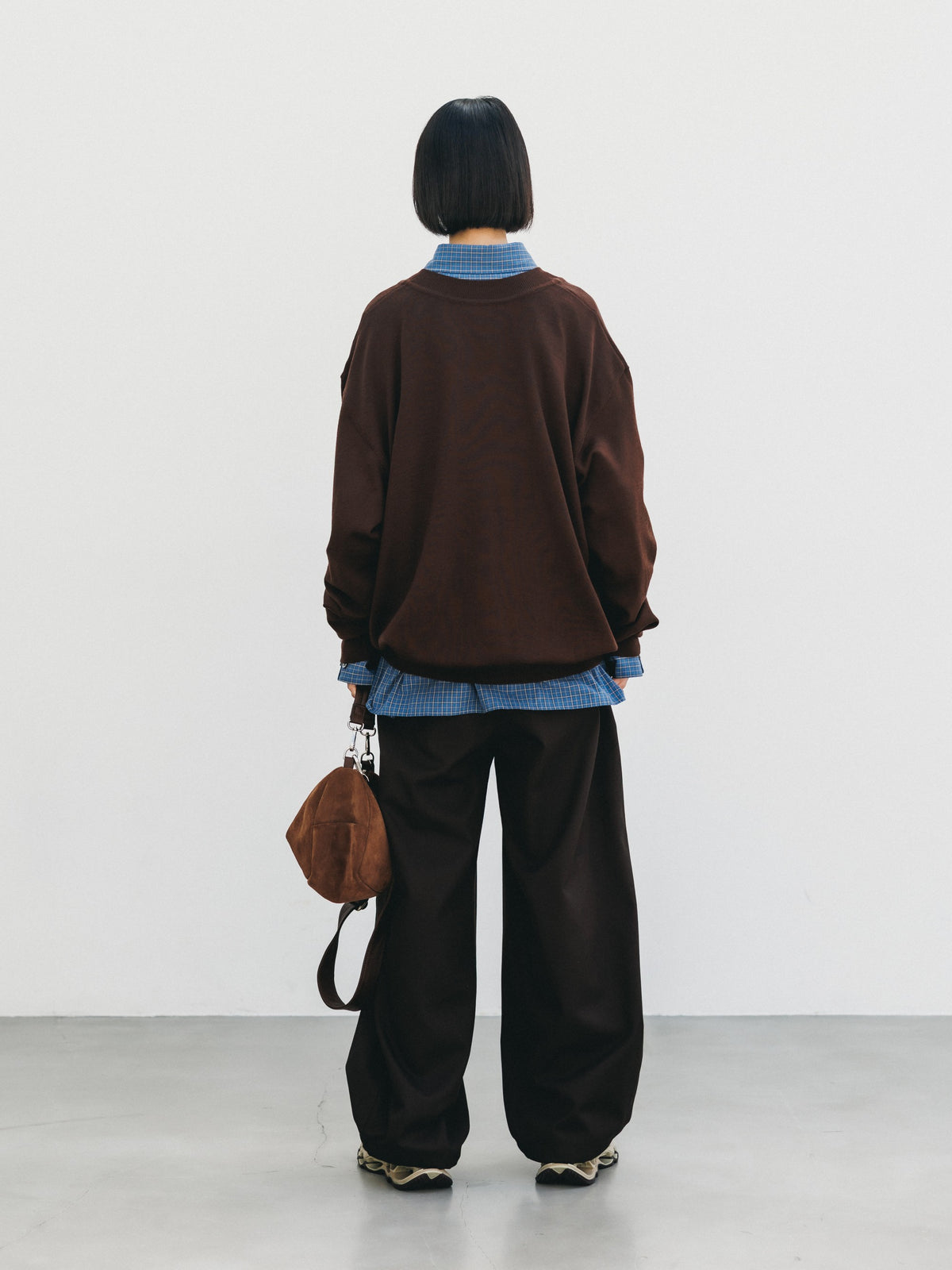 【10.31 SAT 20:00- IN STOCK】 12G WOOL V-NECK KNIT PULLOVER (BROWN)