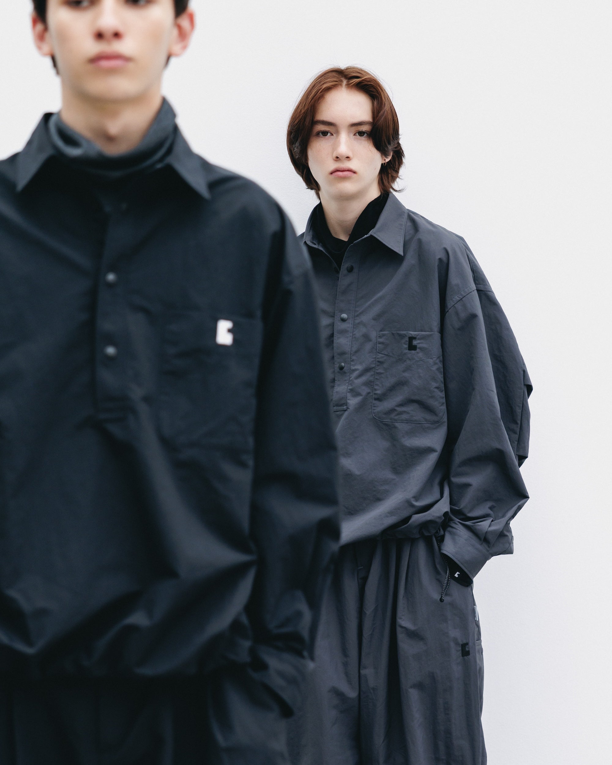 【10.25 SAT 20:00- IN STOCK】ACTIVE CITY UNIFORM L/S PULLOVER SHIRT (GRAY)