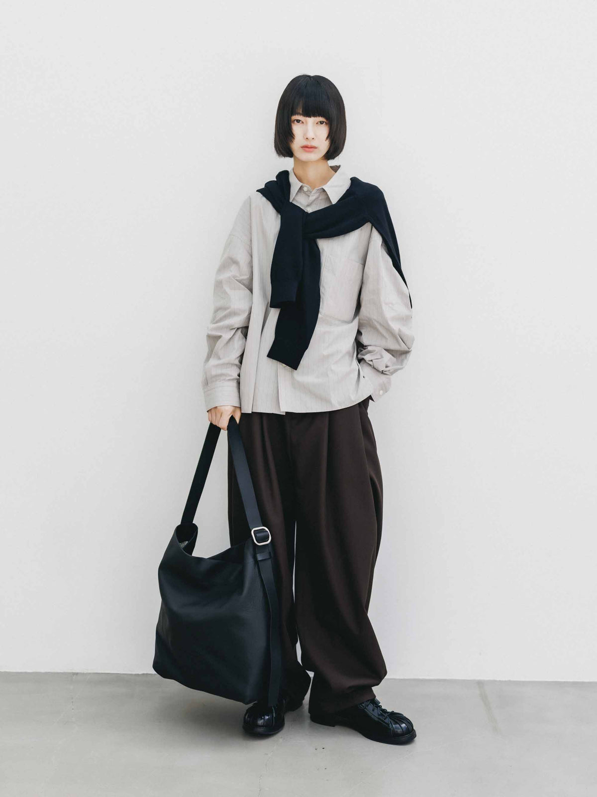 【9.30 WED 20:00- IN STOCK】GRAIN LEATHER EDITOR’S BAG (BLACK)