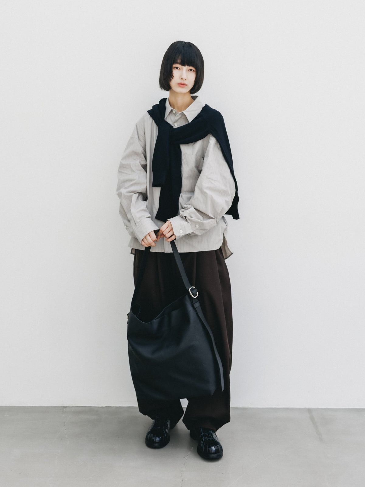 【10.14 WED 20:00- IN STOCK】 STRIPED EVERYDAY BOX FIT L/S SHIRT (GRAY STRIPE)