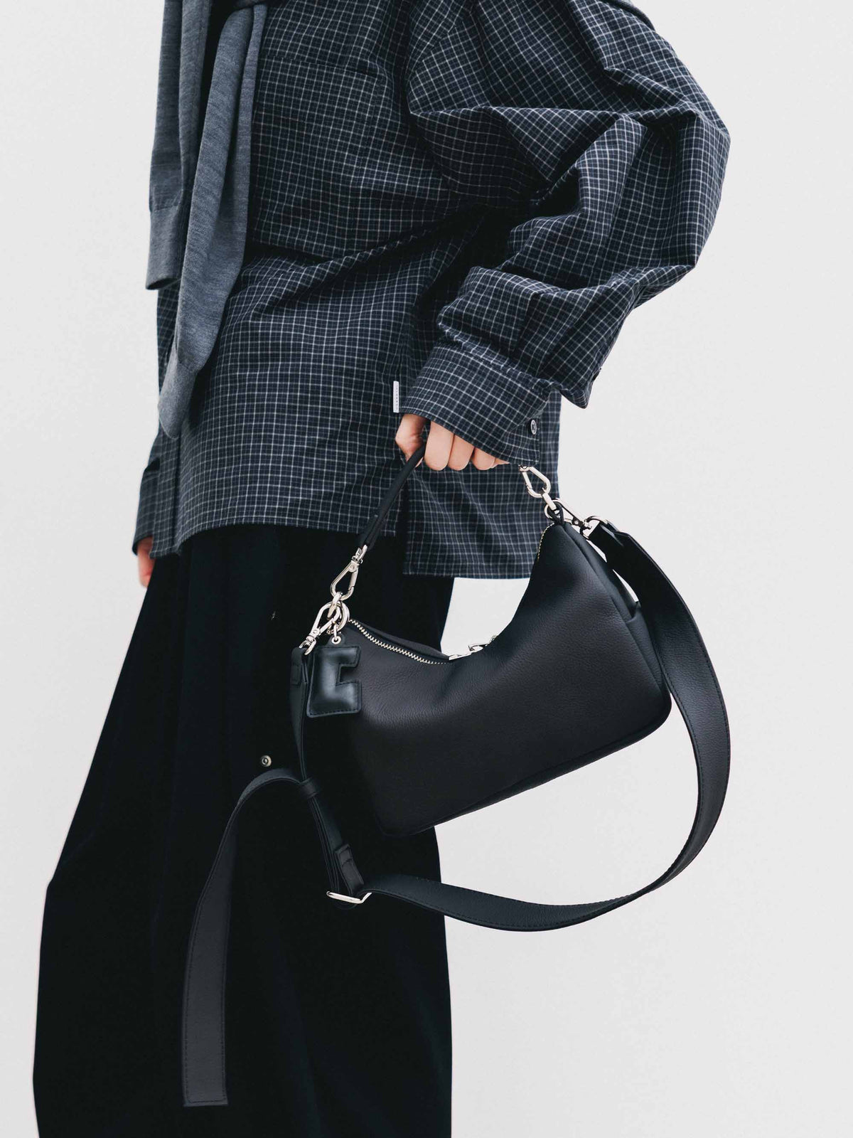 【9.30 WED 20:00- IN STOCK】GRAIN LEATHER DAYOFF BAG MINI (BLACK)