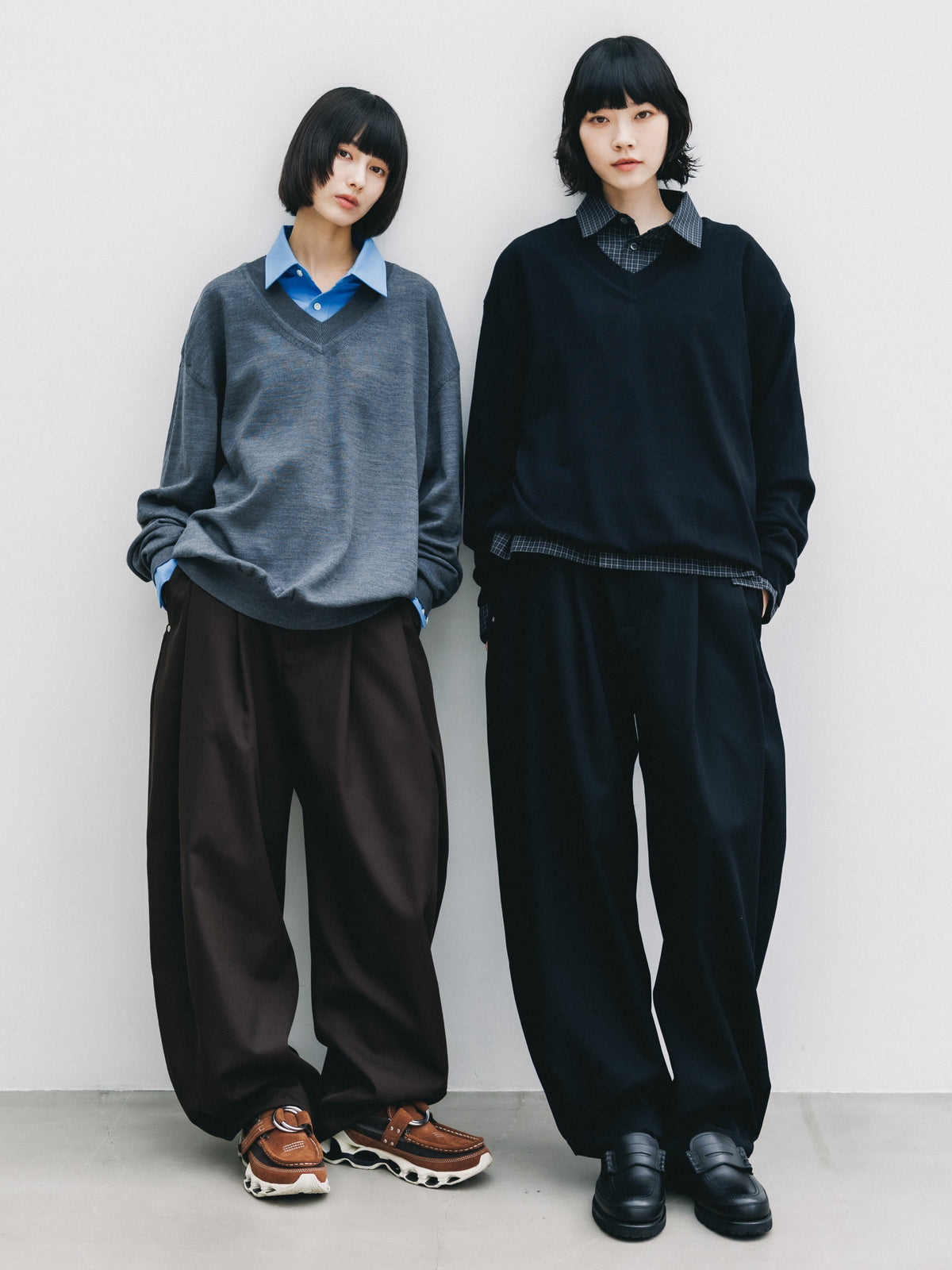 【10.31 SAT 20:00- IN STOCK】 12G WOOL V-NECK KNIT PULLOVER (BLACK)