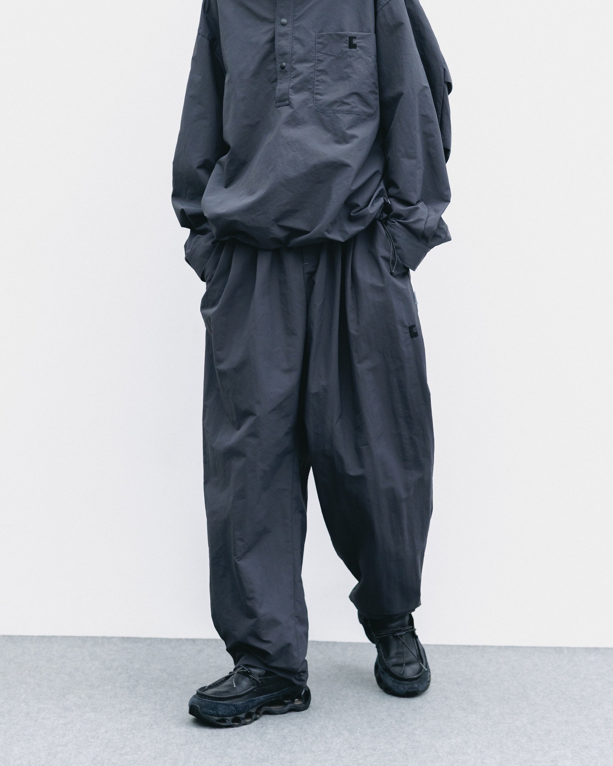 【10.25 SAT 20:00- IN STOCK】ACTIVE CITY UNIFORM WIDE TAPERED PANTS (GRAY)