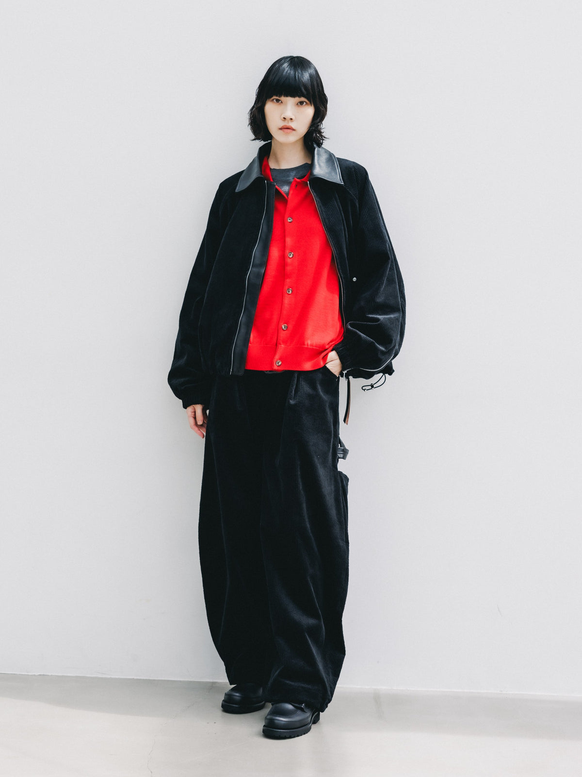 【10.21 WED 20:00- IN STOCK】 LEATHER COLLAR CORDUROY CITY UTILITY BALLOON JACKET (BLACK)