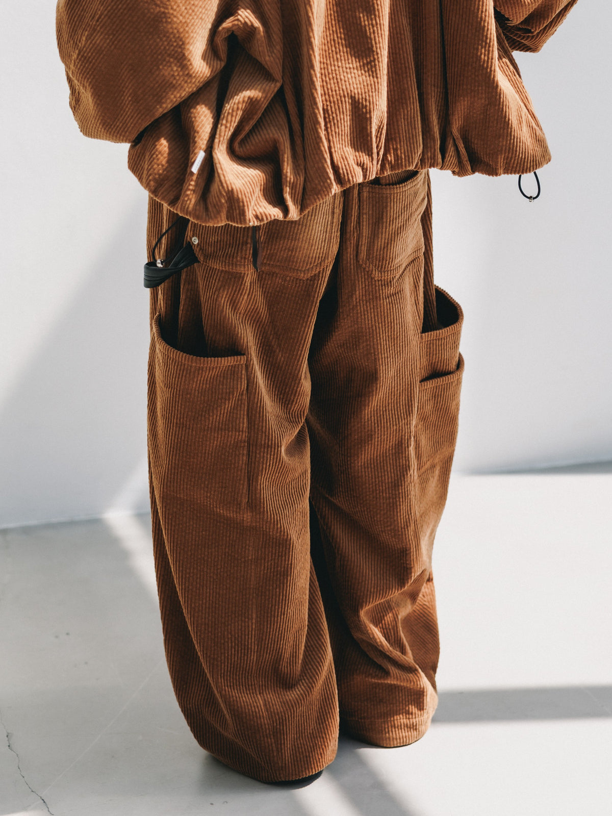 【10.21 WED 20:00- IN STOCK】 CORDUROY CITY MASSIVE UTILITY PANTS (CAMEL)