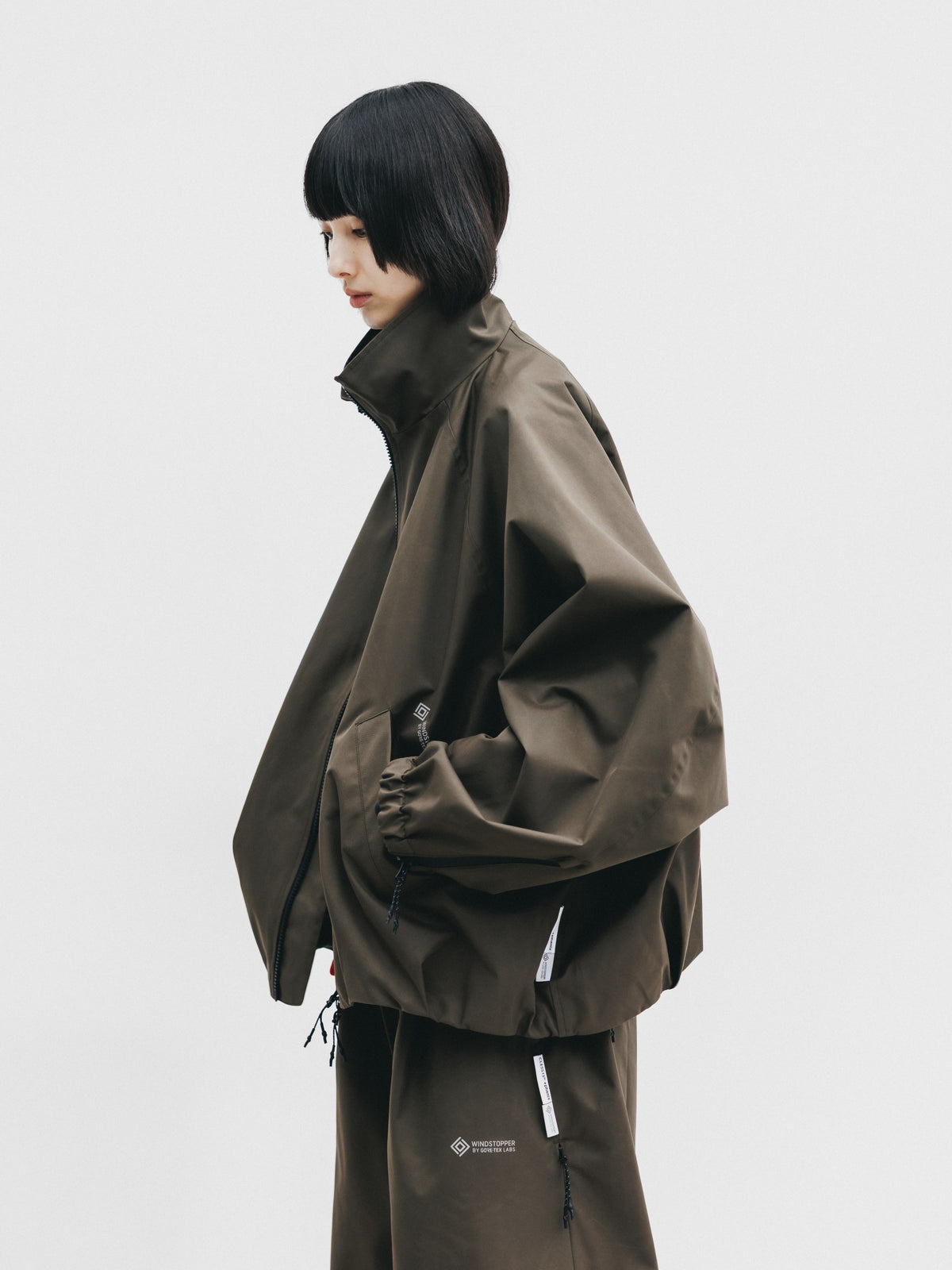 【10.17 SAT 20:00- IN STOCK】 +phenix WINDSTOPPER® by GORE-TEX LABS TWILL CITY STAND BALLOON UTILITY JACKET (URBAN BROWN)