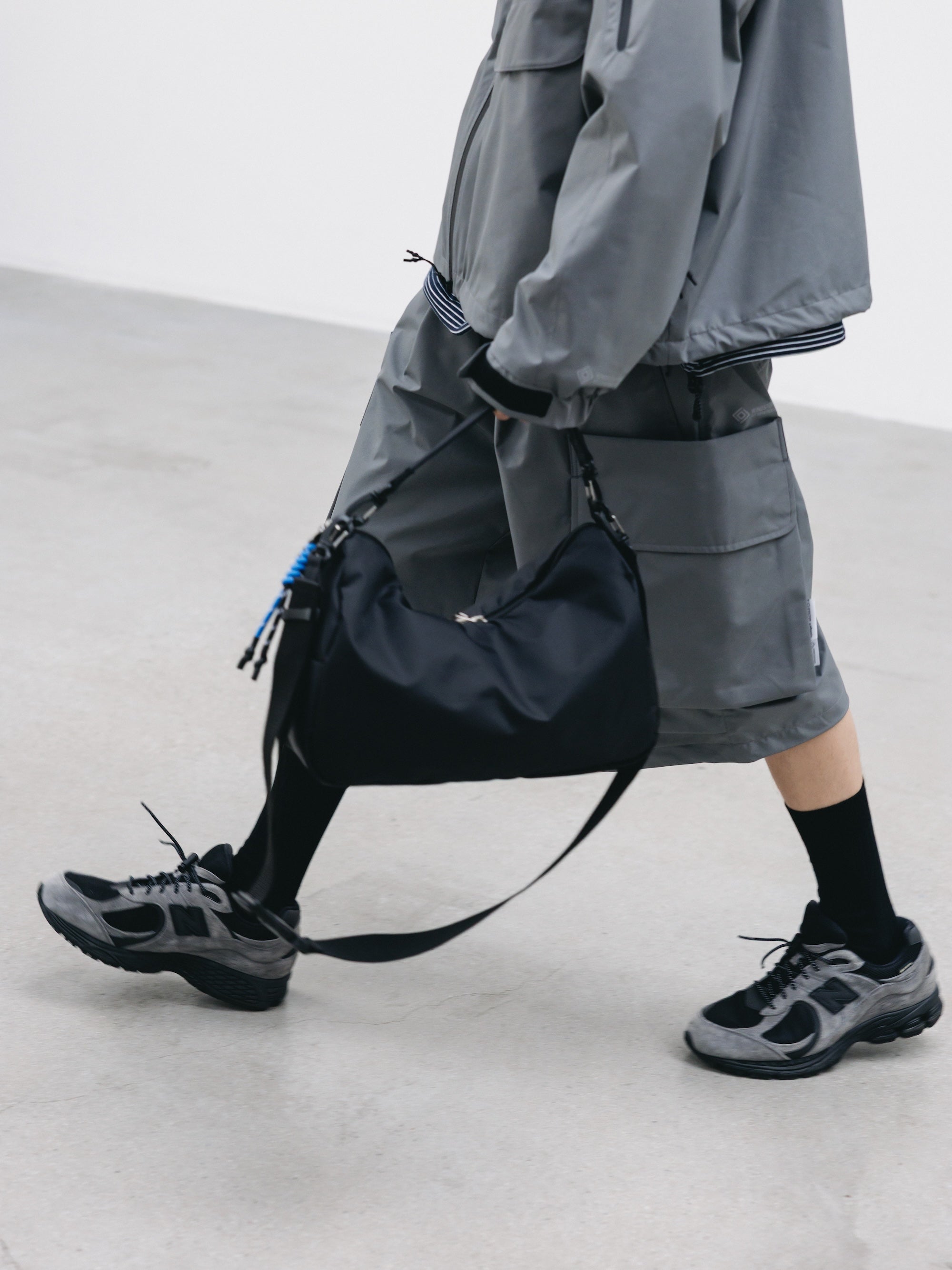 【2.18 WED 20:00- IN STOCK】DAYOFF BAG (BLACK)