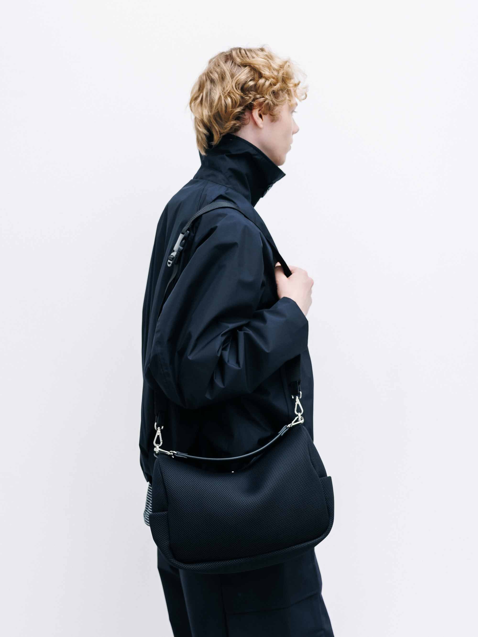 【9.12 SAT 20:00- IN STOCK】W-MESH DAYOFF BAG (BLACK)