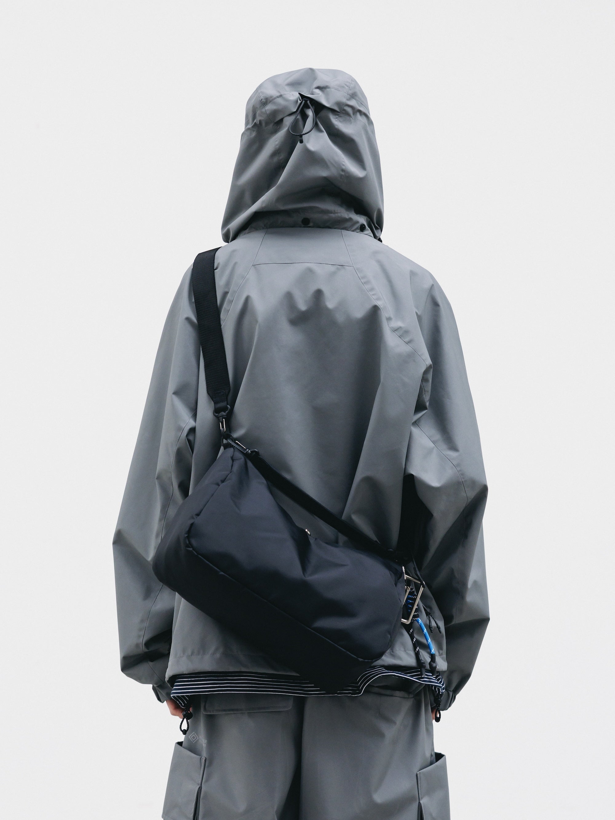 【2.18 WED 20:00- IN STOCK】DAYOFF BAG (BLACK)