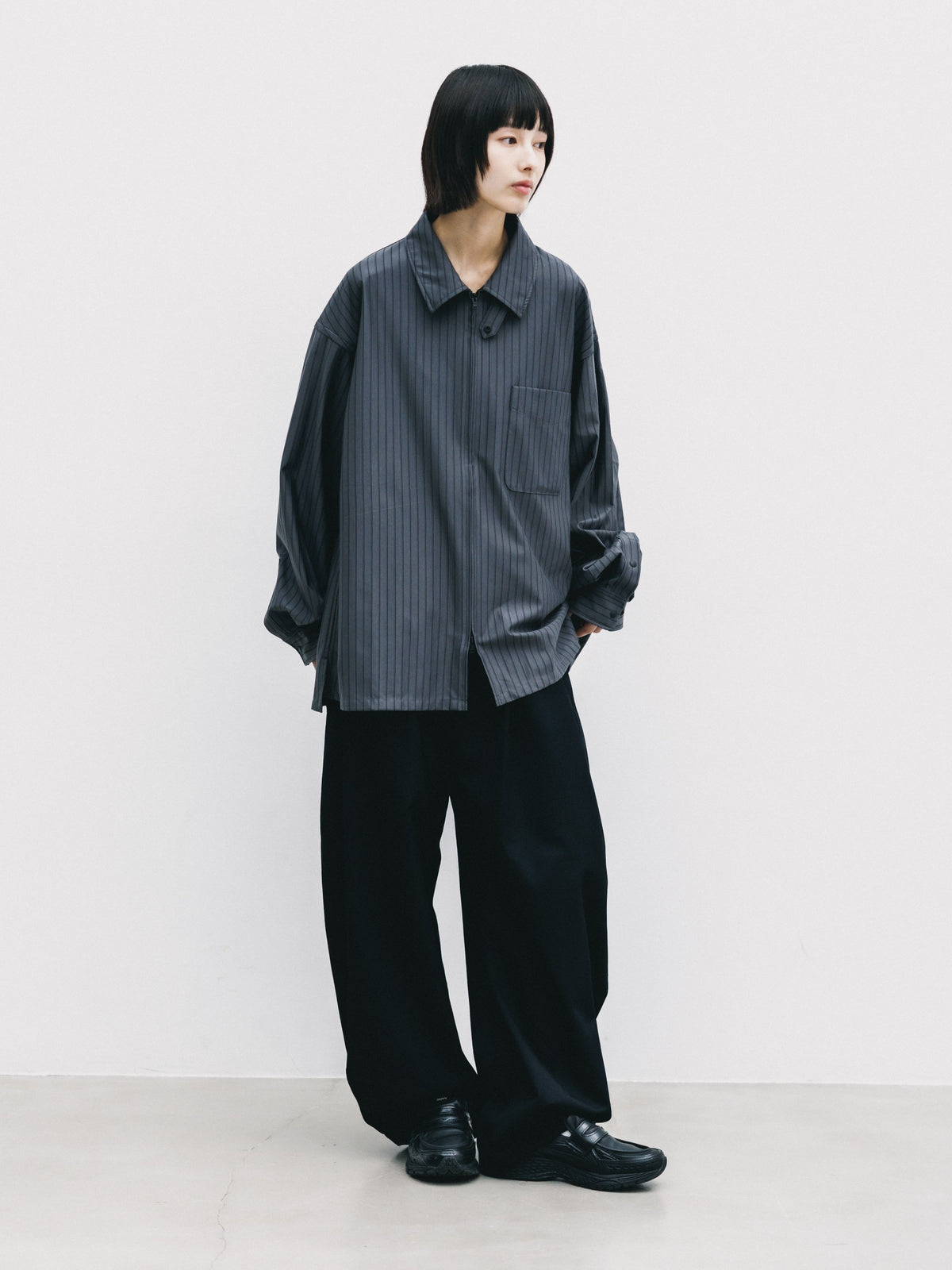 【10.24 SAT 20:00- IN STOCK】 THICK/THIN STRIPE 46G KNIT EVERYDAY ZIP UP L/S SHIRT (CHARCOAL STRIPE)