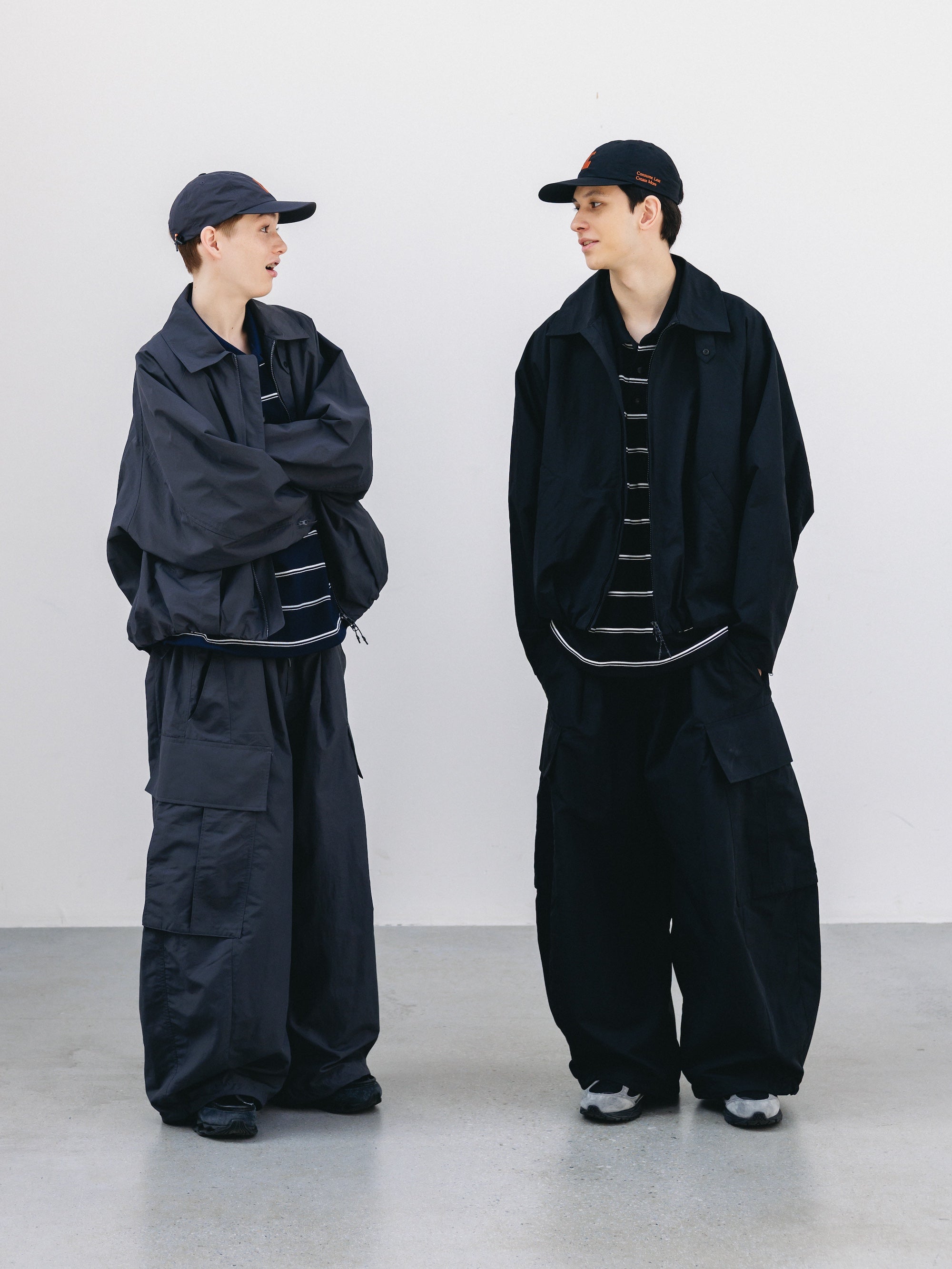 【3.11 WED 20:00- IN STOCK】ACTIVE CITY MEGA POCKET BALLOON CARGO PANTS (BLACK)